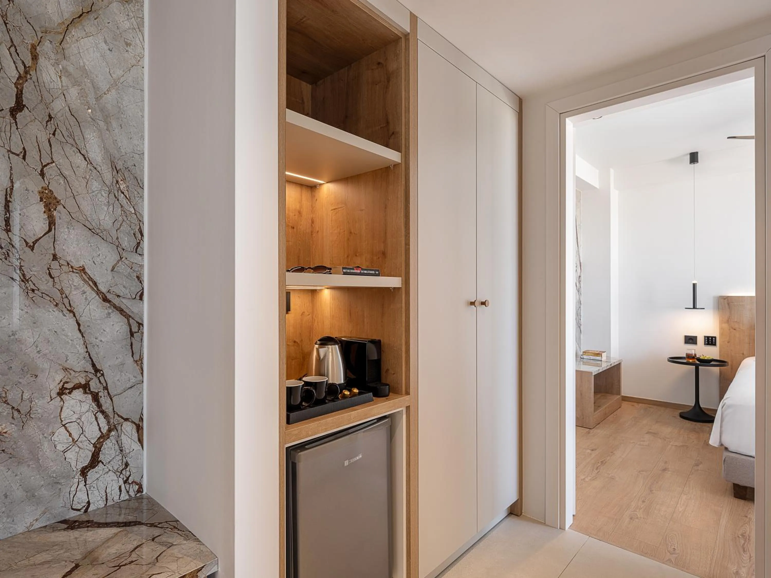 Coffee/tea facilities, Bed in Iperion Beach Hotel