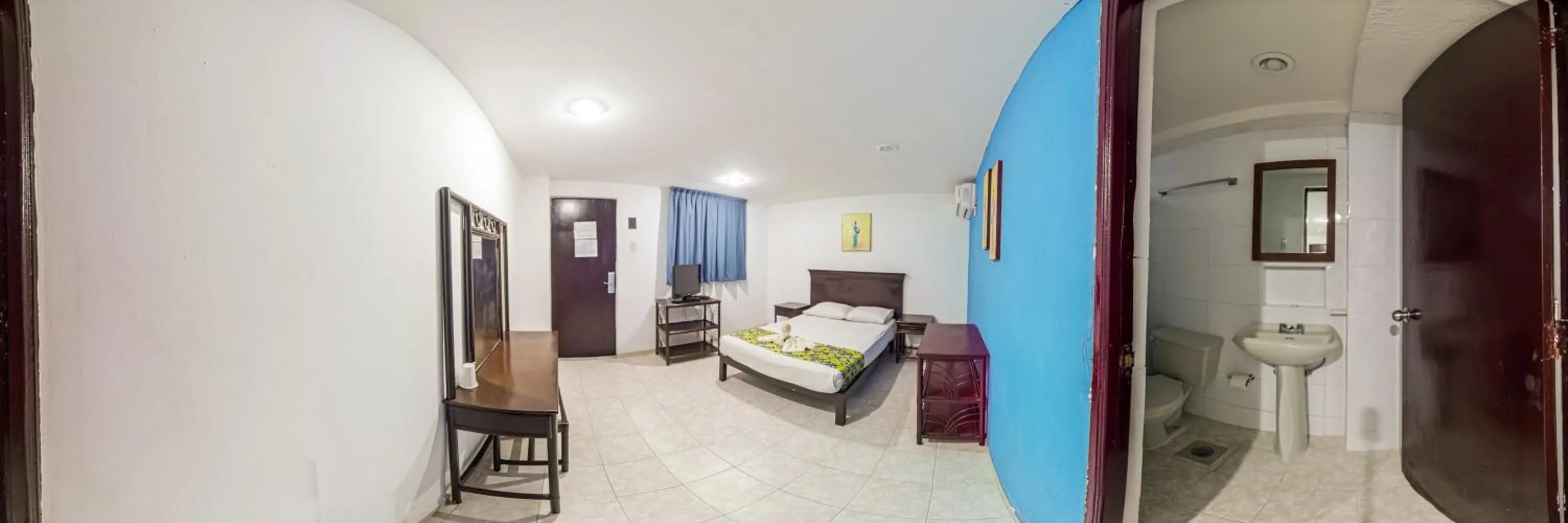 Photo of the whole room in Hotel Isla de Sacrificio