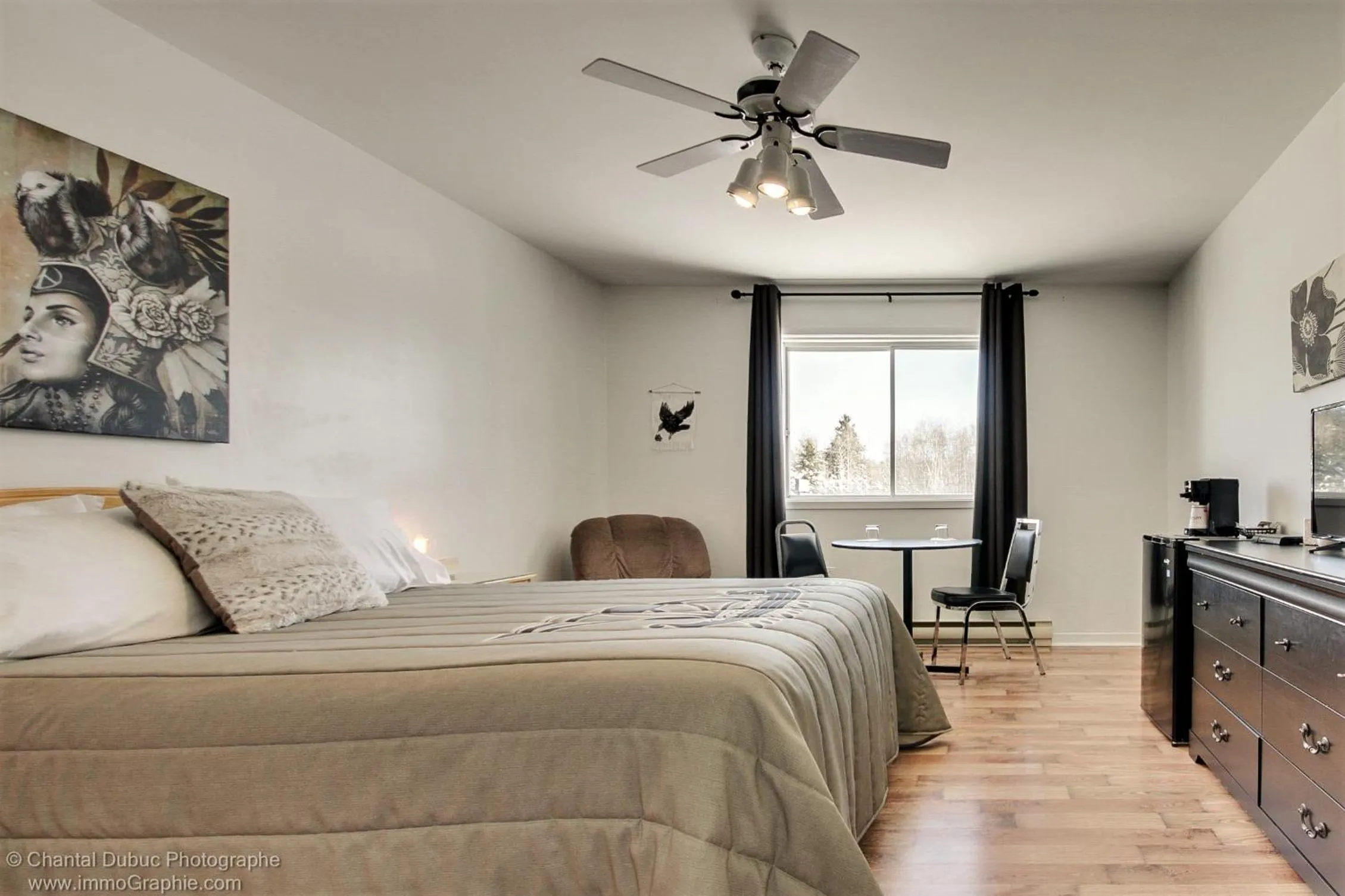 Bed in Auberge motel drakkar