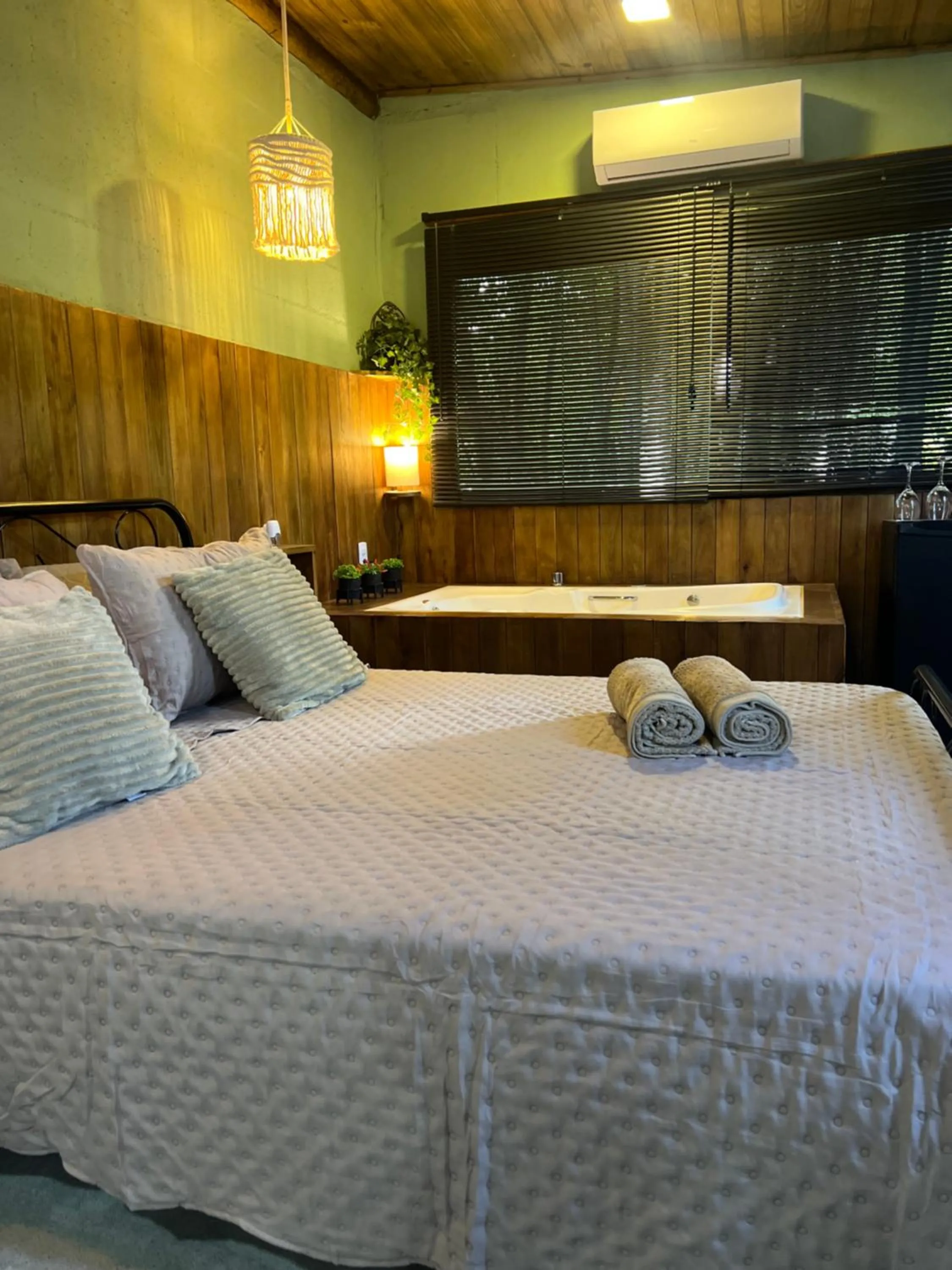 Bed in Mandala Camping Pousada