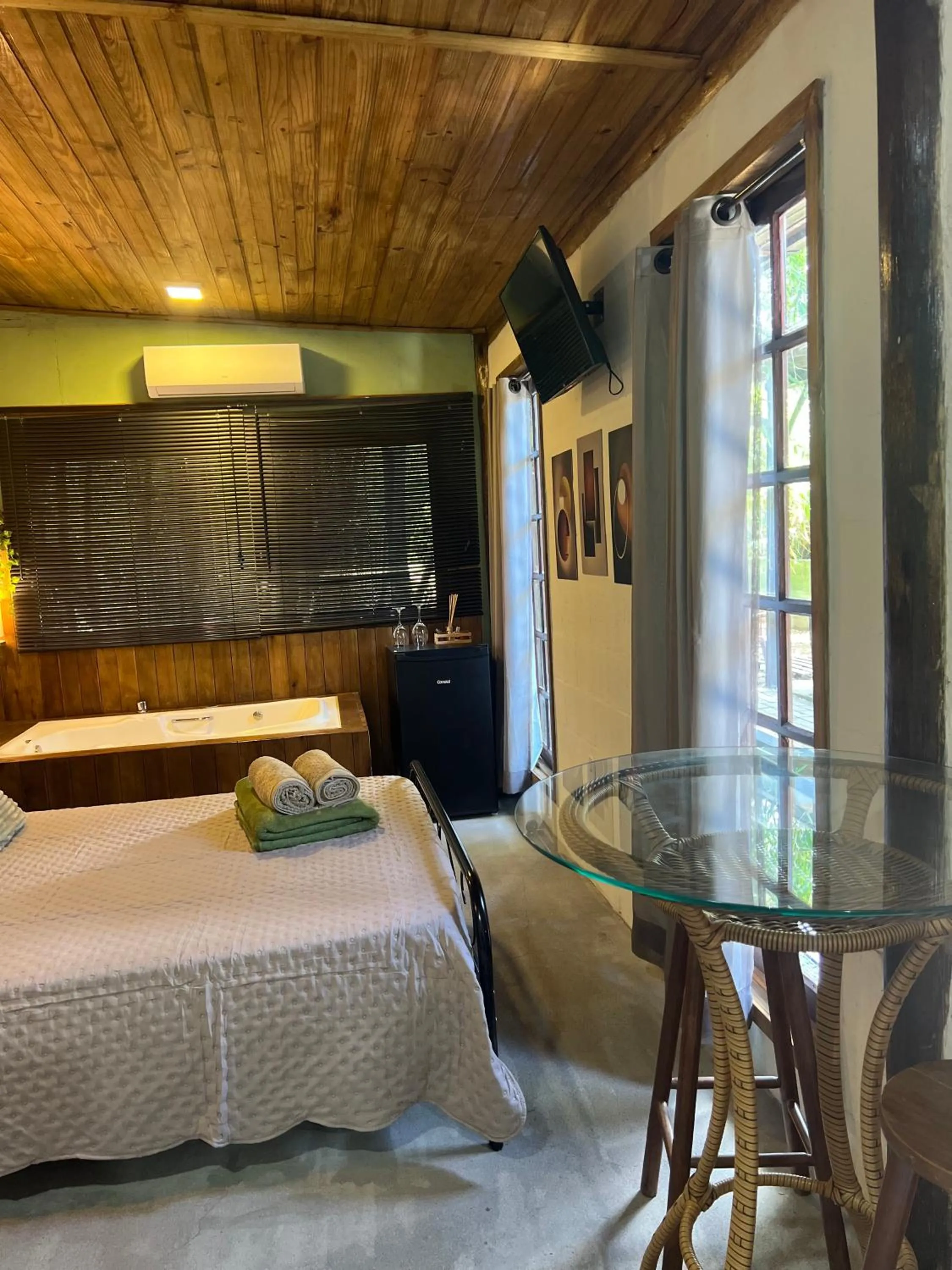 Photo of the whole room, Bed in Mandala Camping Pousada