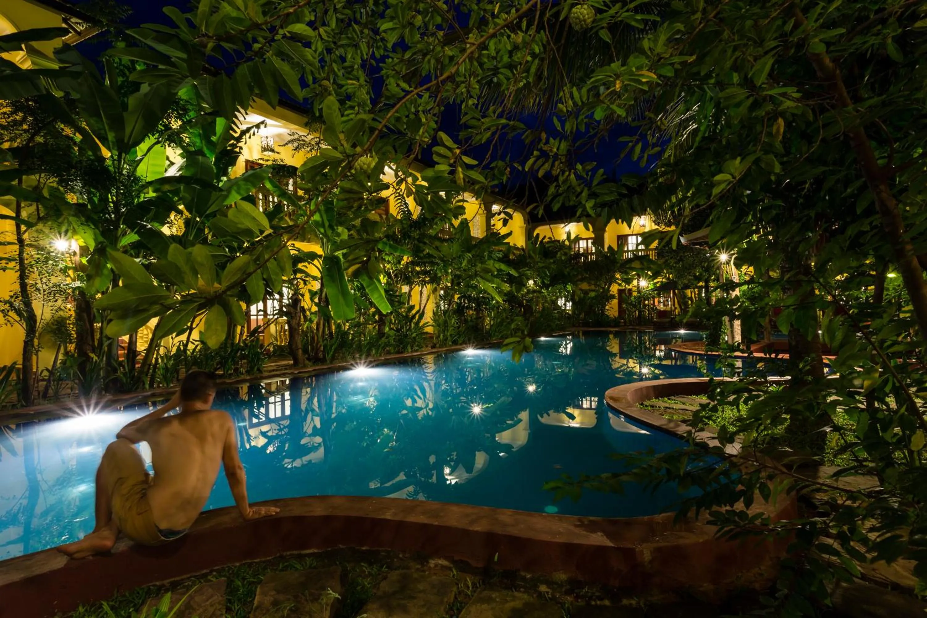 Swimming pool in Le Jardin d'Angkor Hotel & Resort