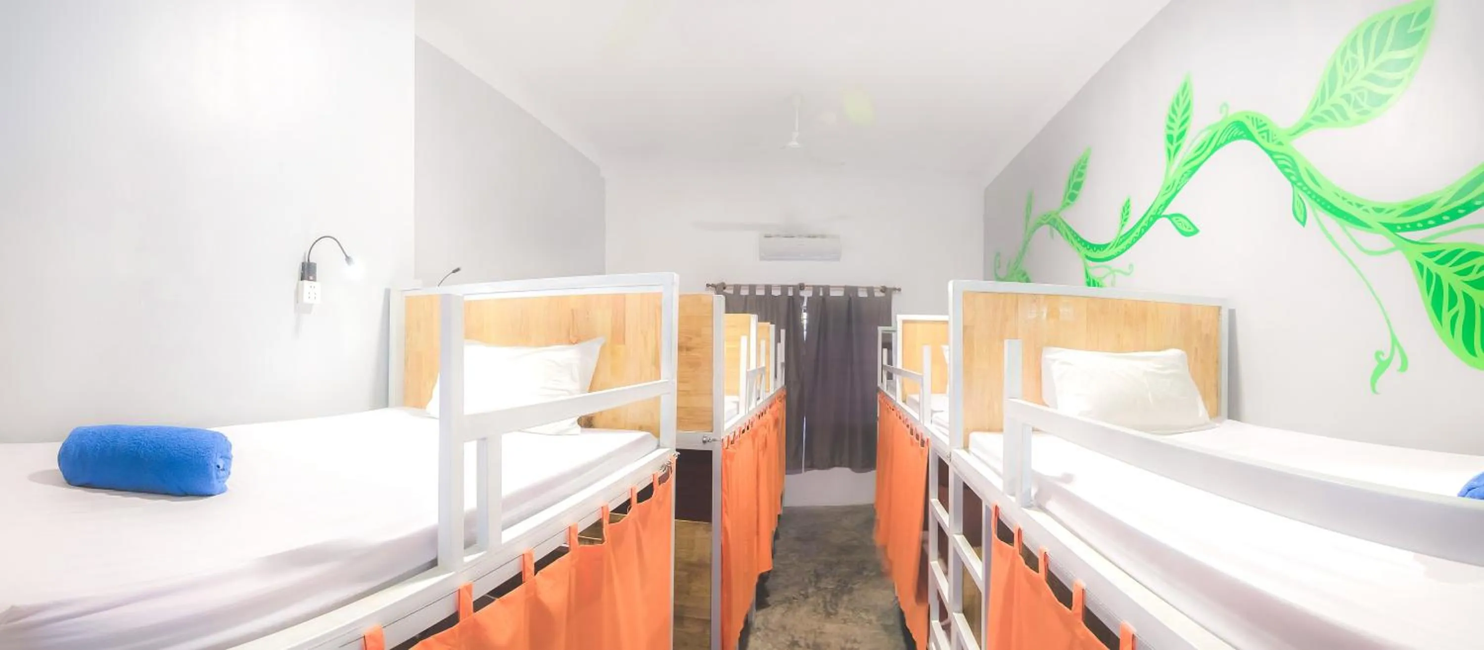 bunk bed in Pool Party Hostel