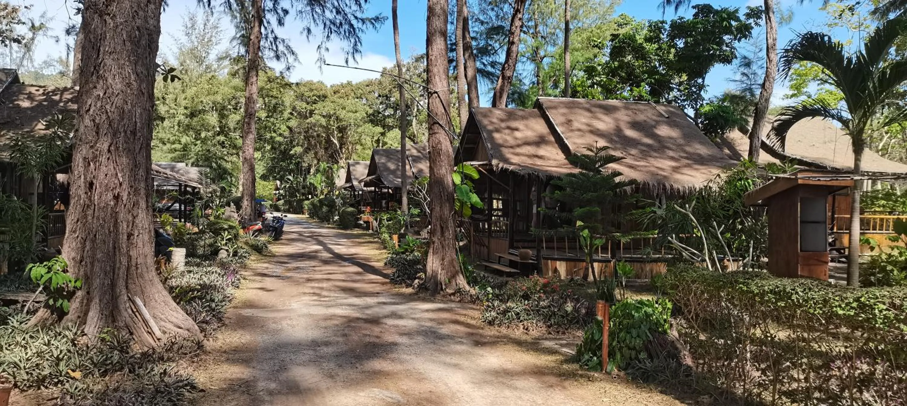 Eco Lanta Hideaway Beach Resort