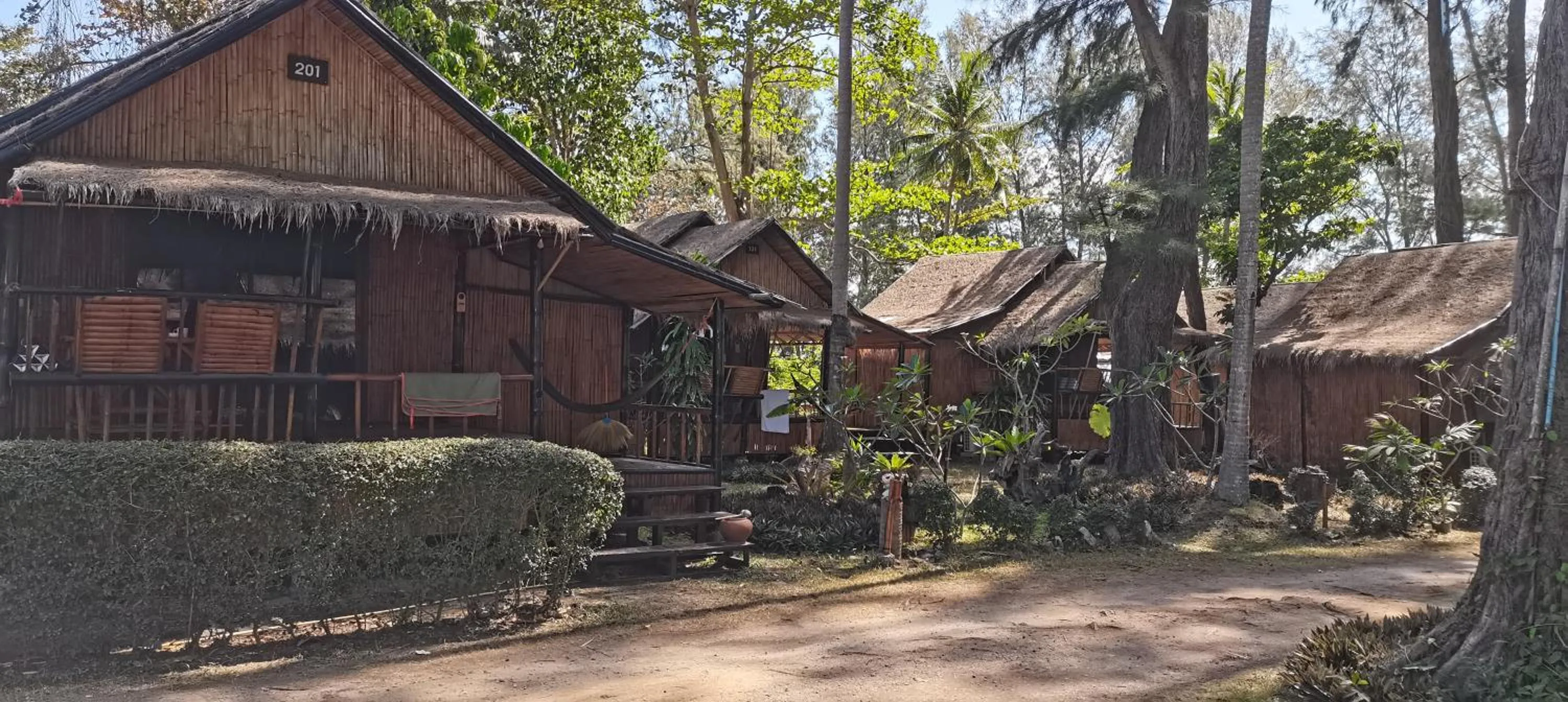 Eco Lanta Hideaway Beach Resort