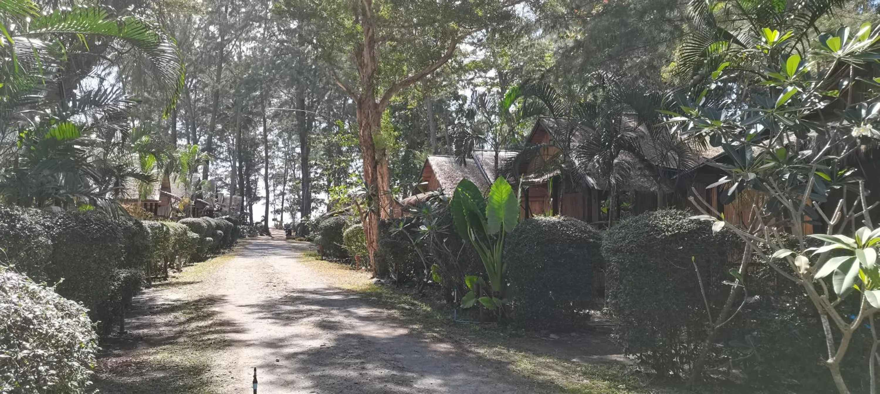 Eco Lanta Hideaway Beach Resort