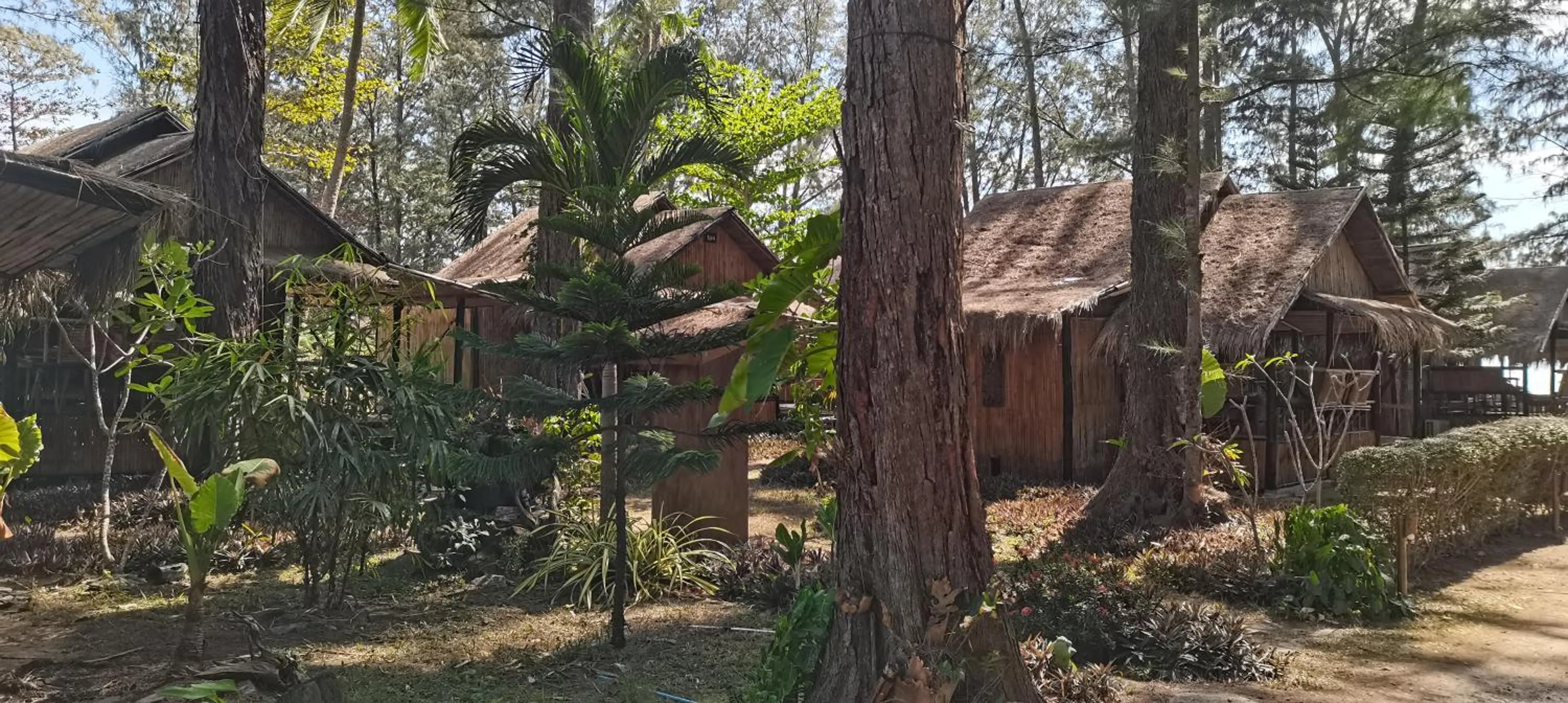 Eco Lanta Hideaway Beach Resort