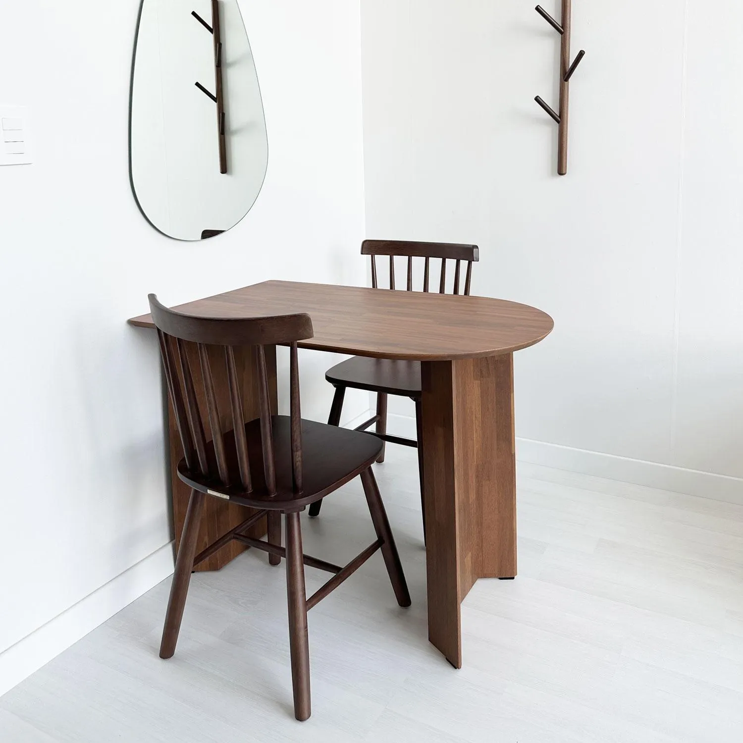 Dining area in Rooftop Moonlight Pension