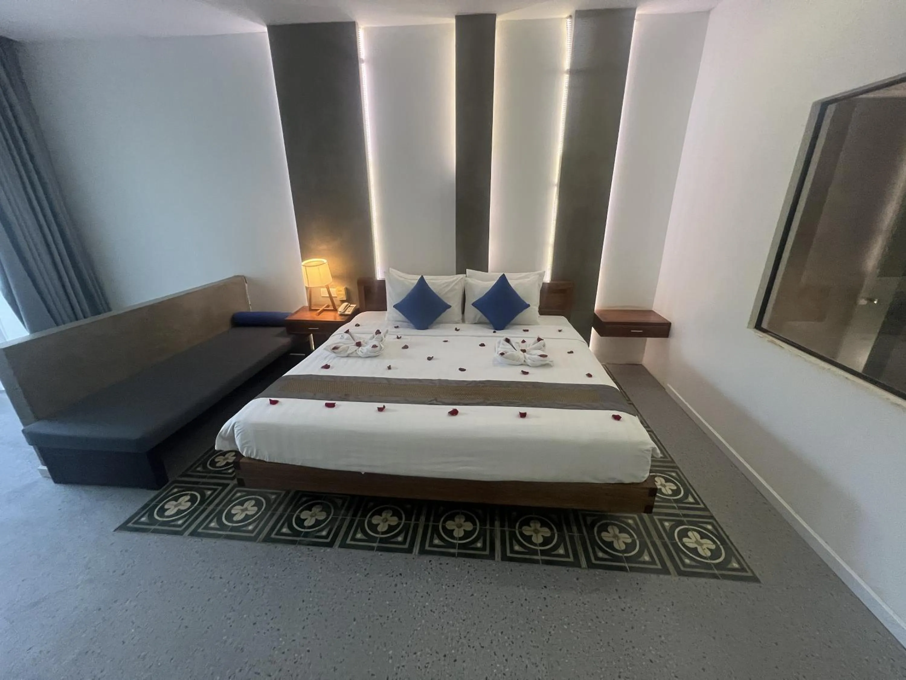 Bed in Tanei Angkor Resort and Spa