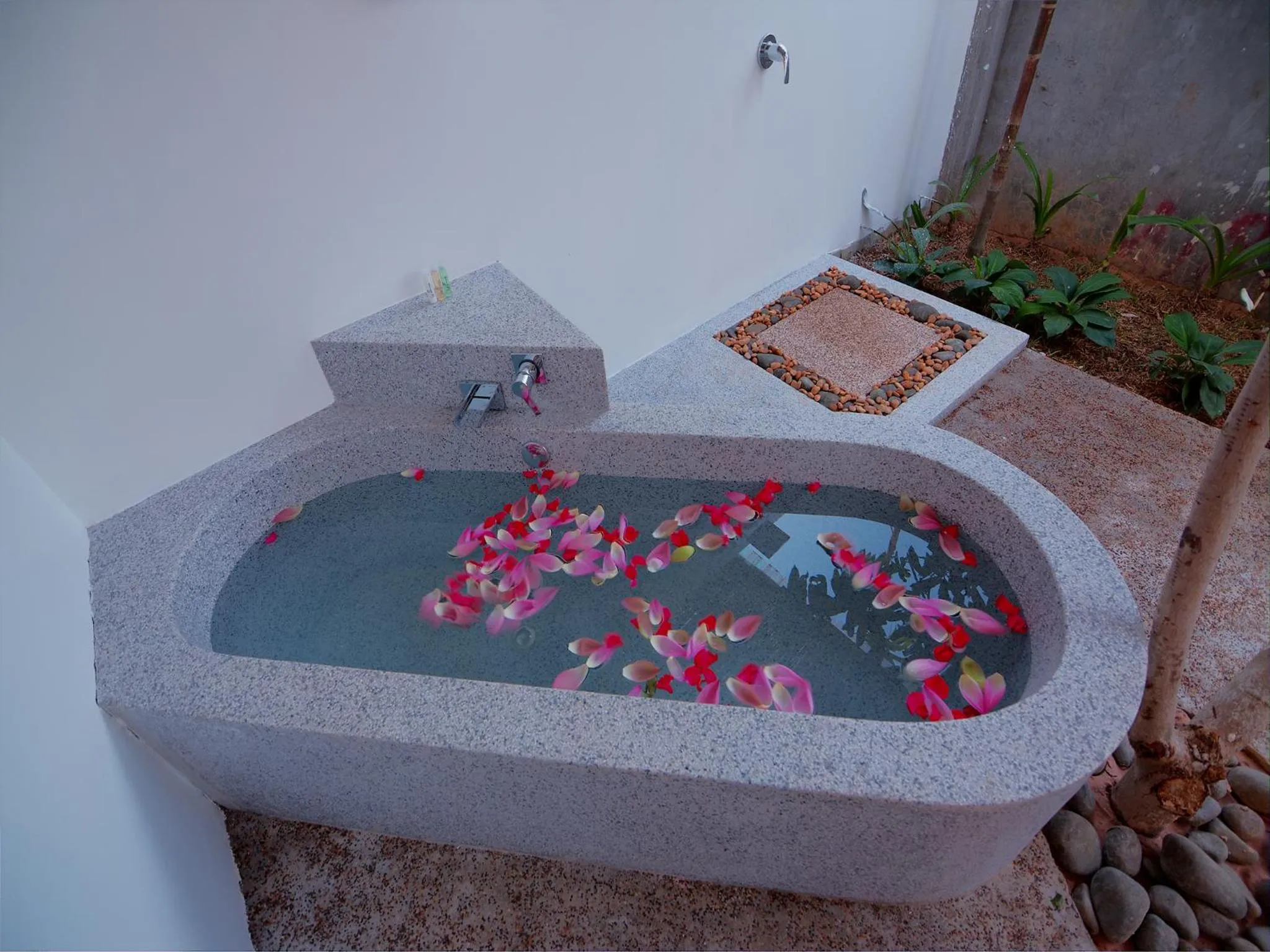 Garden view in Tanei Angkor Resort and Spa