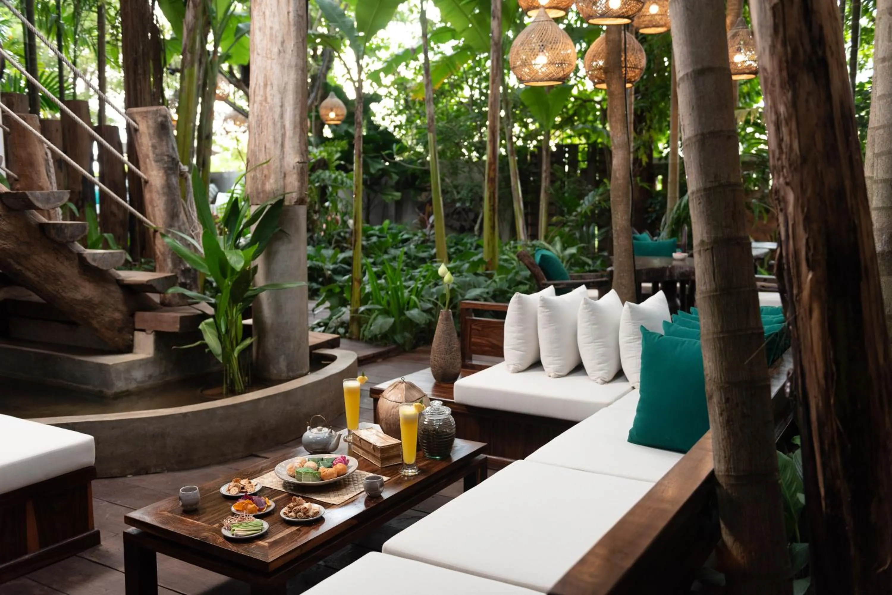 Restaurant/places to eat in The Nature & Villas