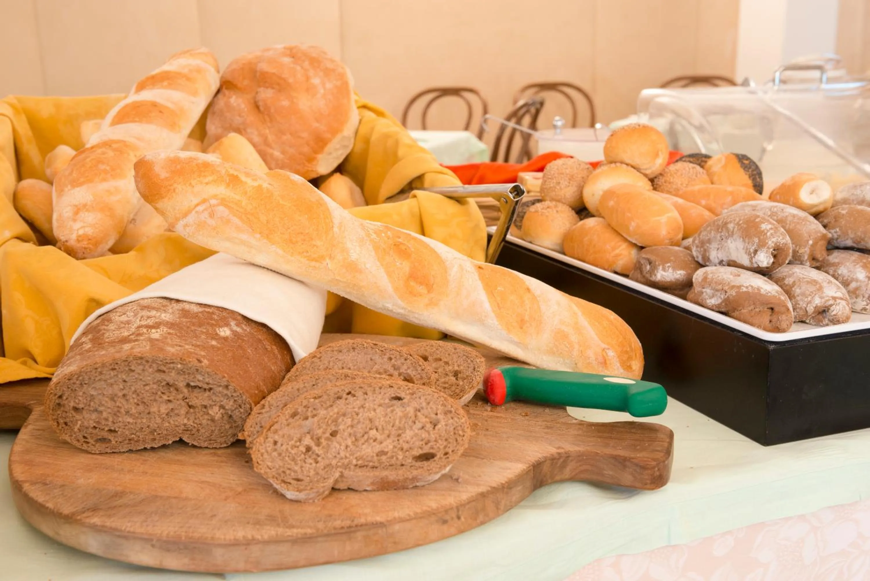 Buffet breakfast in Hotel Bristol