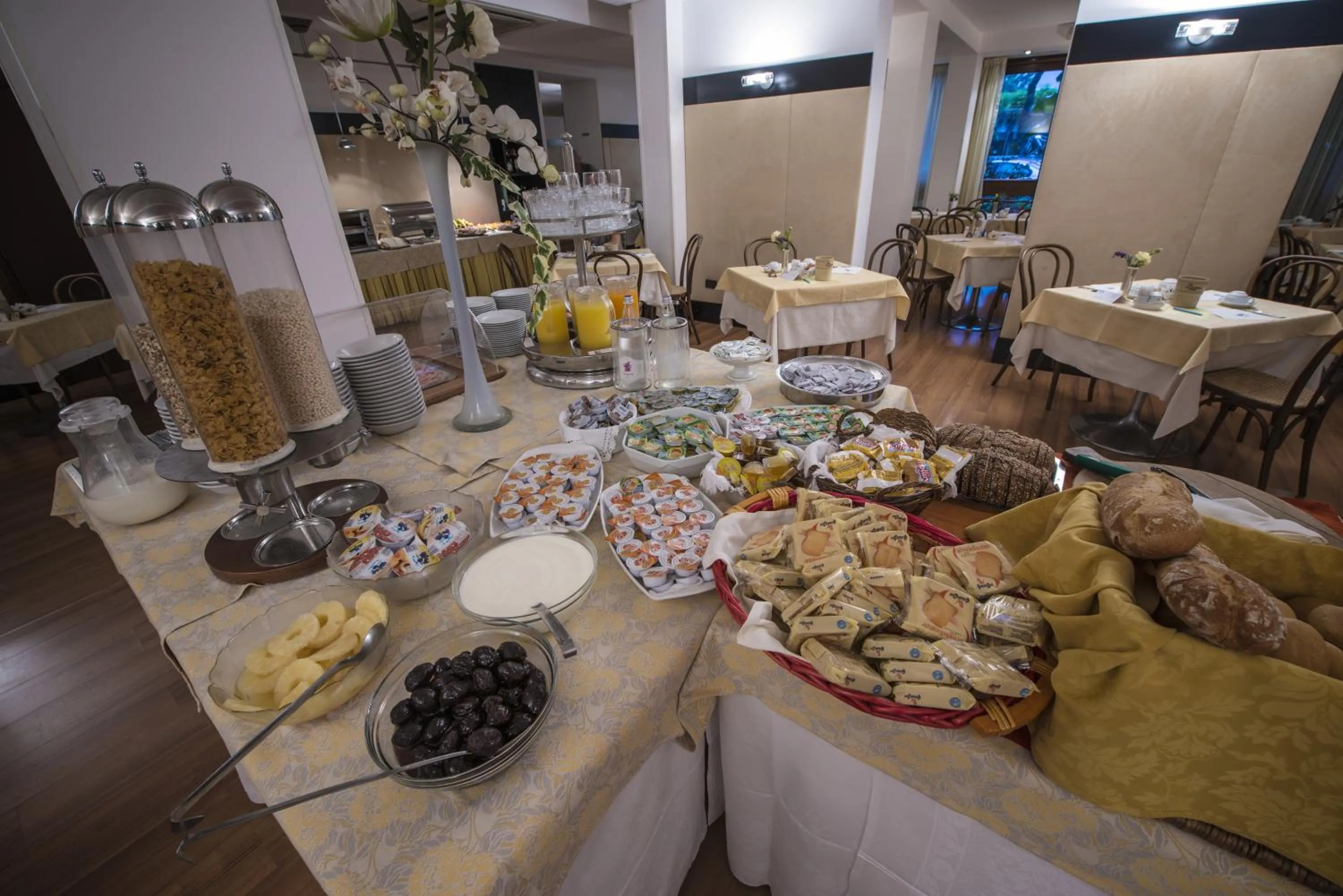 Food in Hotel Bristol