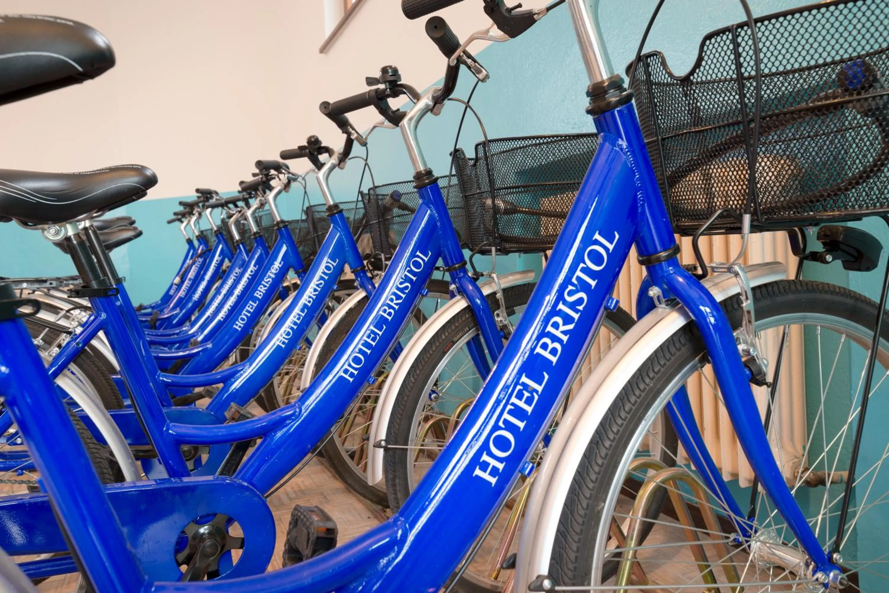 Cycling in Hotel Bristol