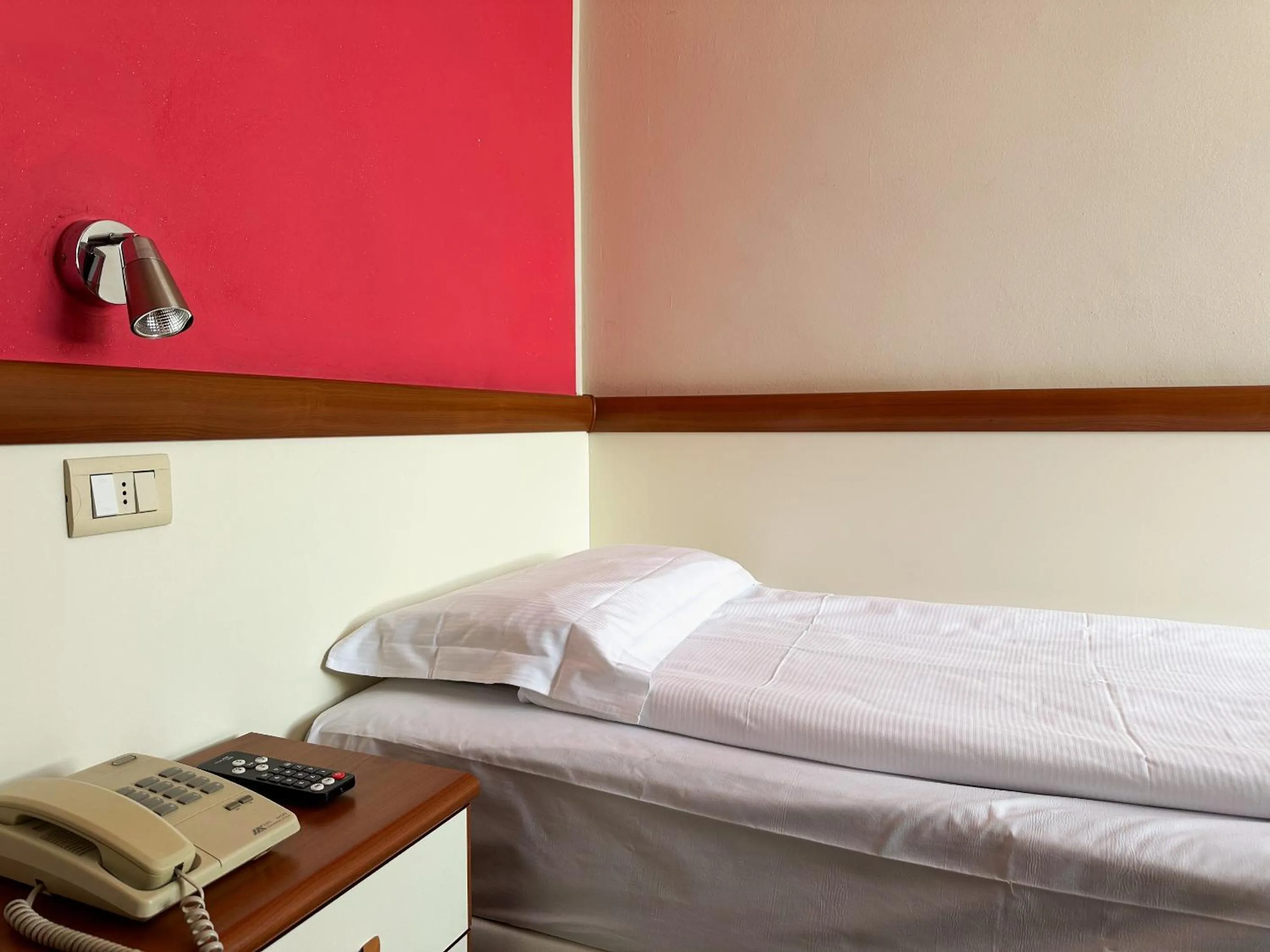 Bedroom, Bed in Hotel Bristol