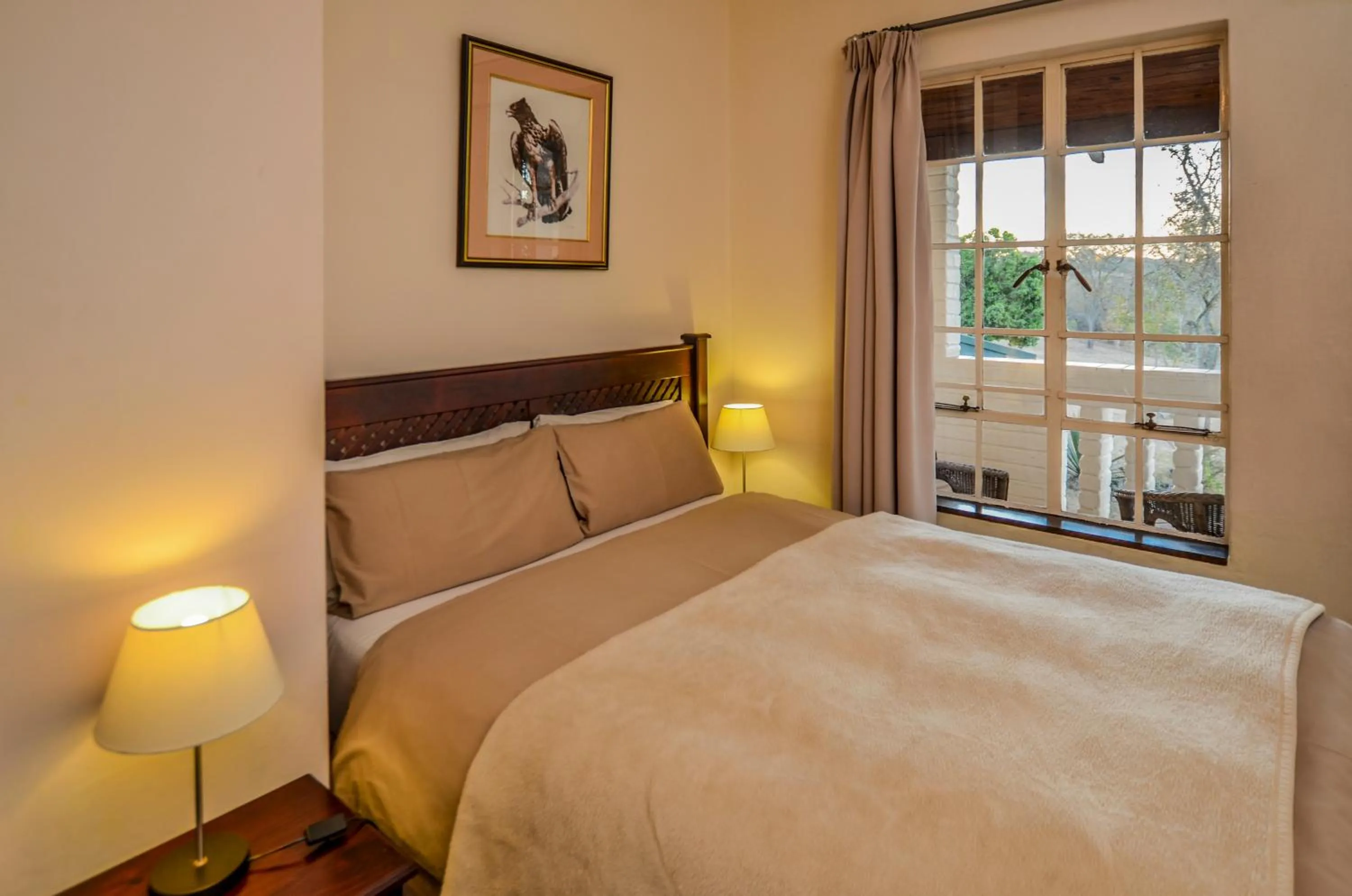 TV and multimedia, Bed in White House Lodge