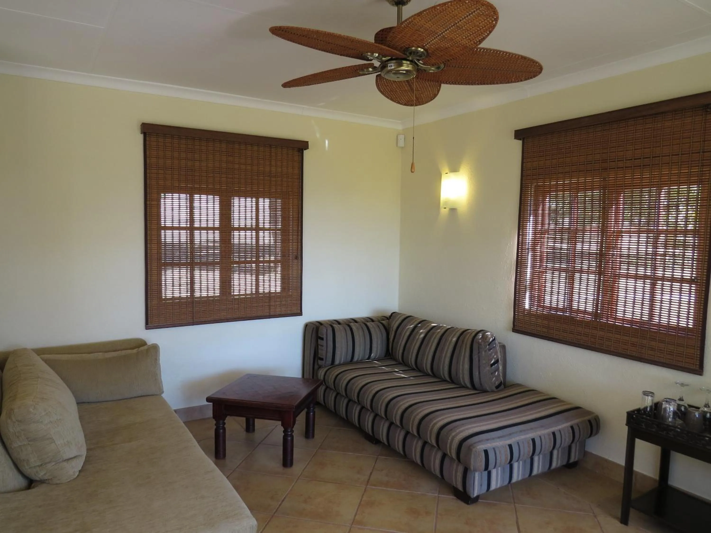 Seating area in White House Lodge