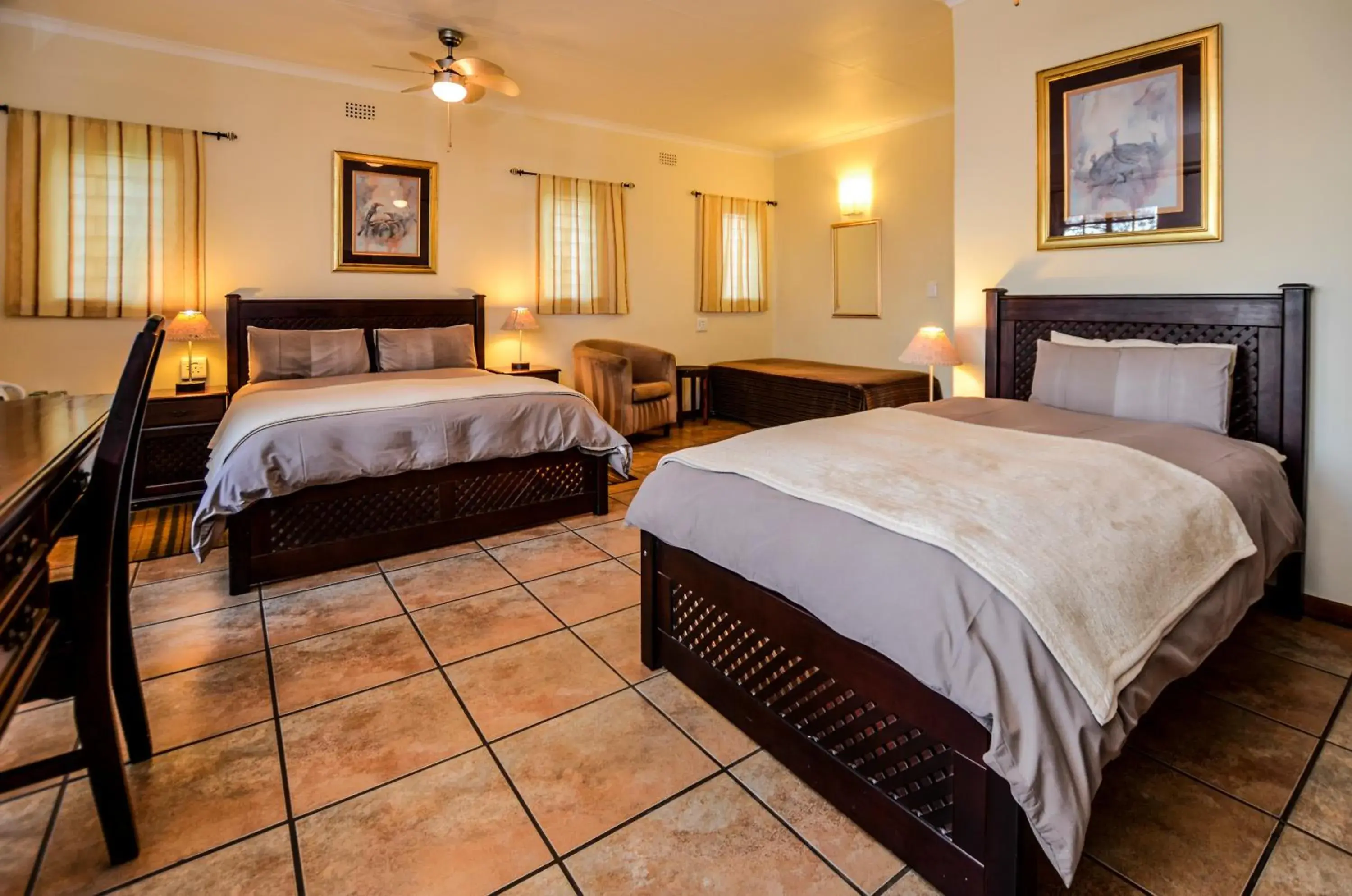 Family Room in White House Lodge Family Room in White House Lodge