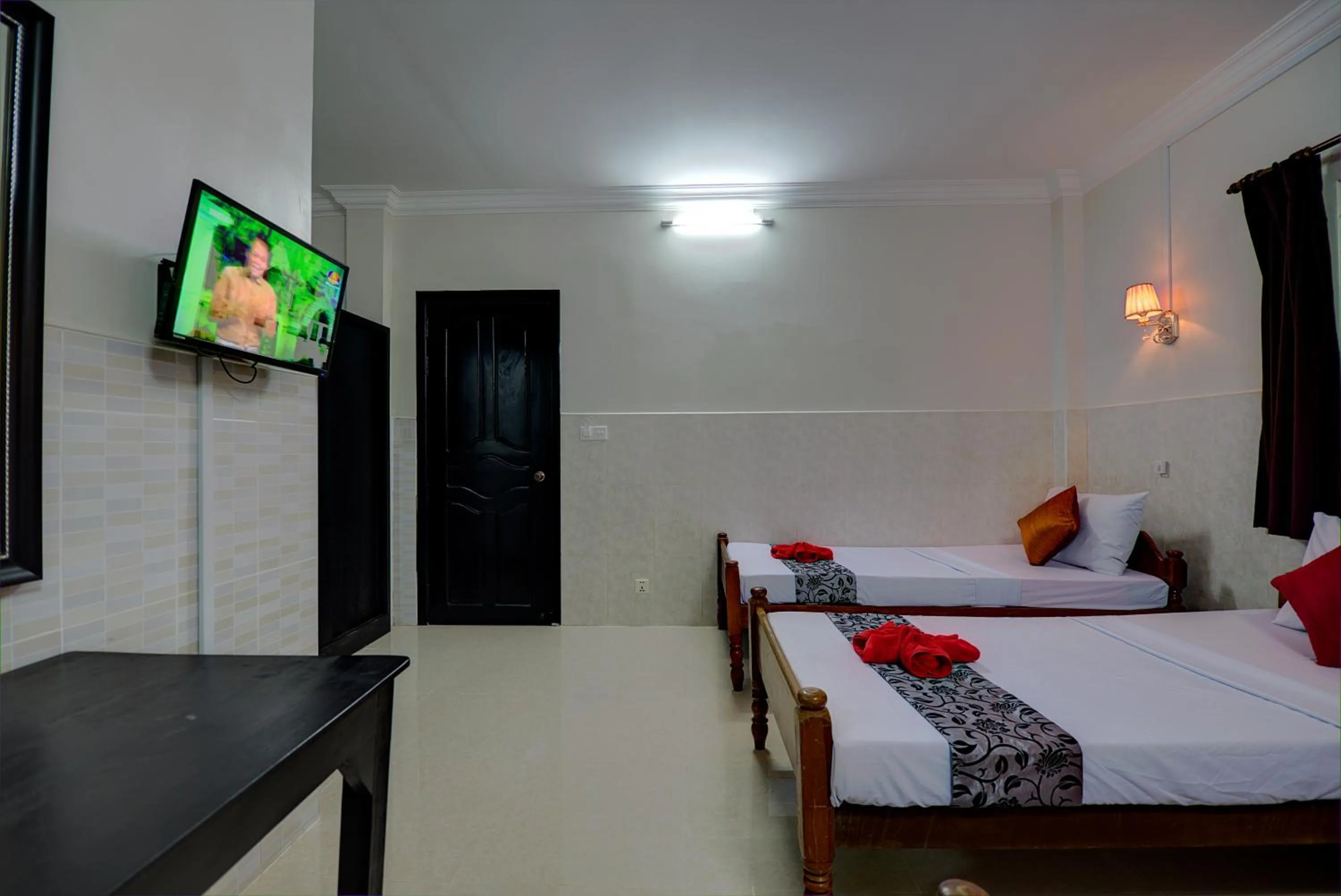 TV and multimedia, Bed in Siem Reap Pub Hostel
