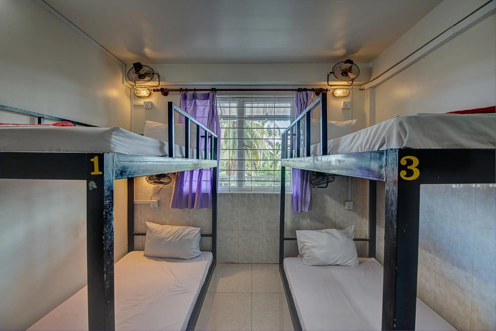 Property building, Bed in Siem Reap Pub Hostel