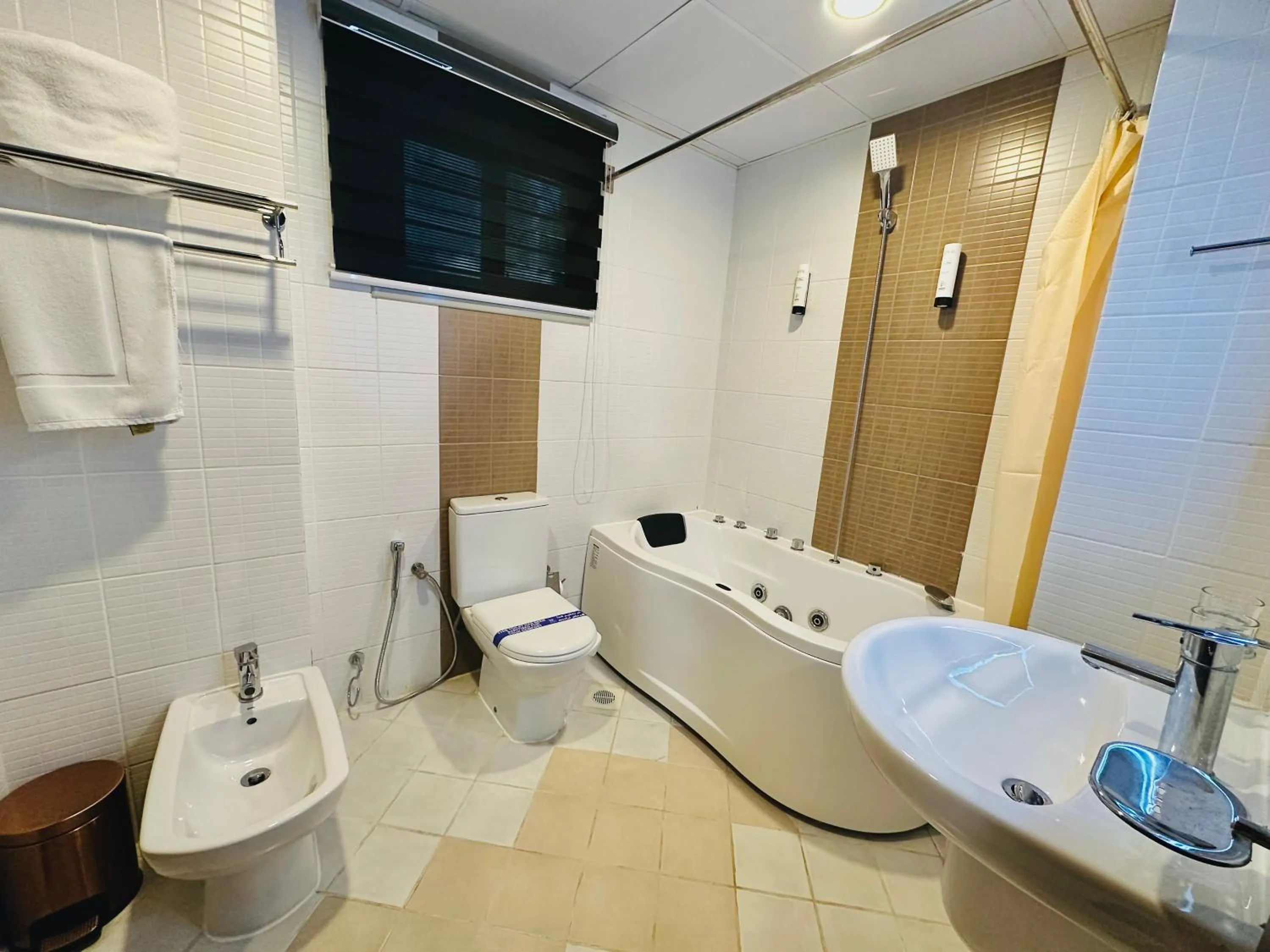 Shower in Kiev Tower Hotel Apartments