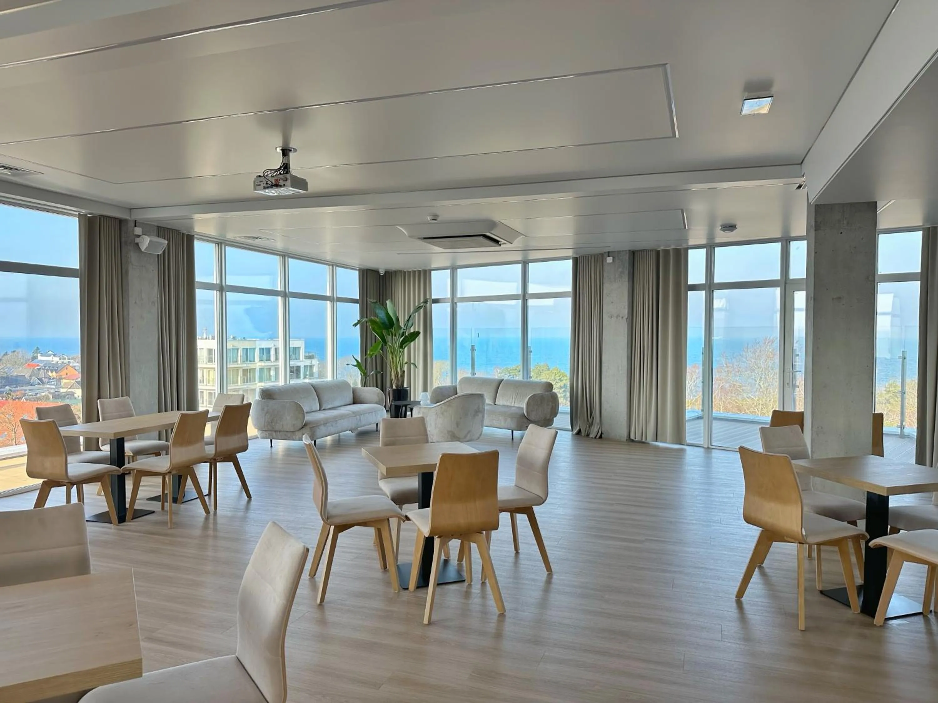 Lounge or bar in Król Plaza Spa & Wellness