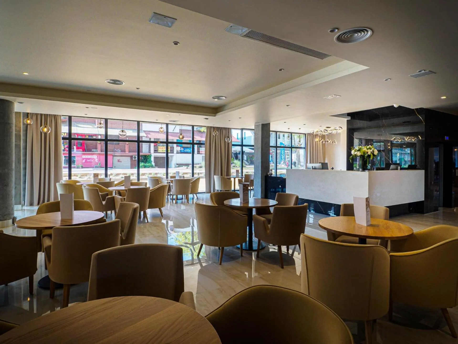 Lounge or bar in Król Plaza Spa & Wellness