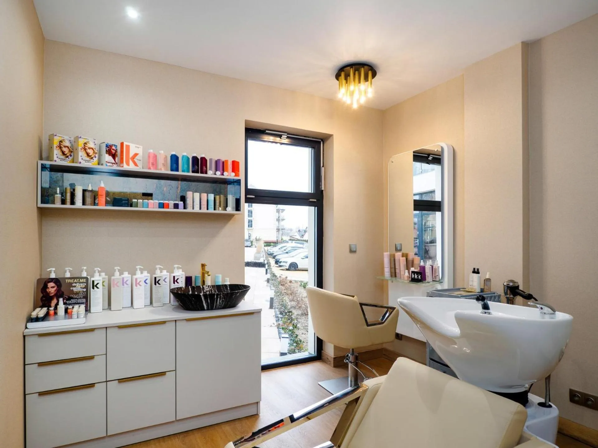 hair dresser in Król Plaza Spa & Wellness