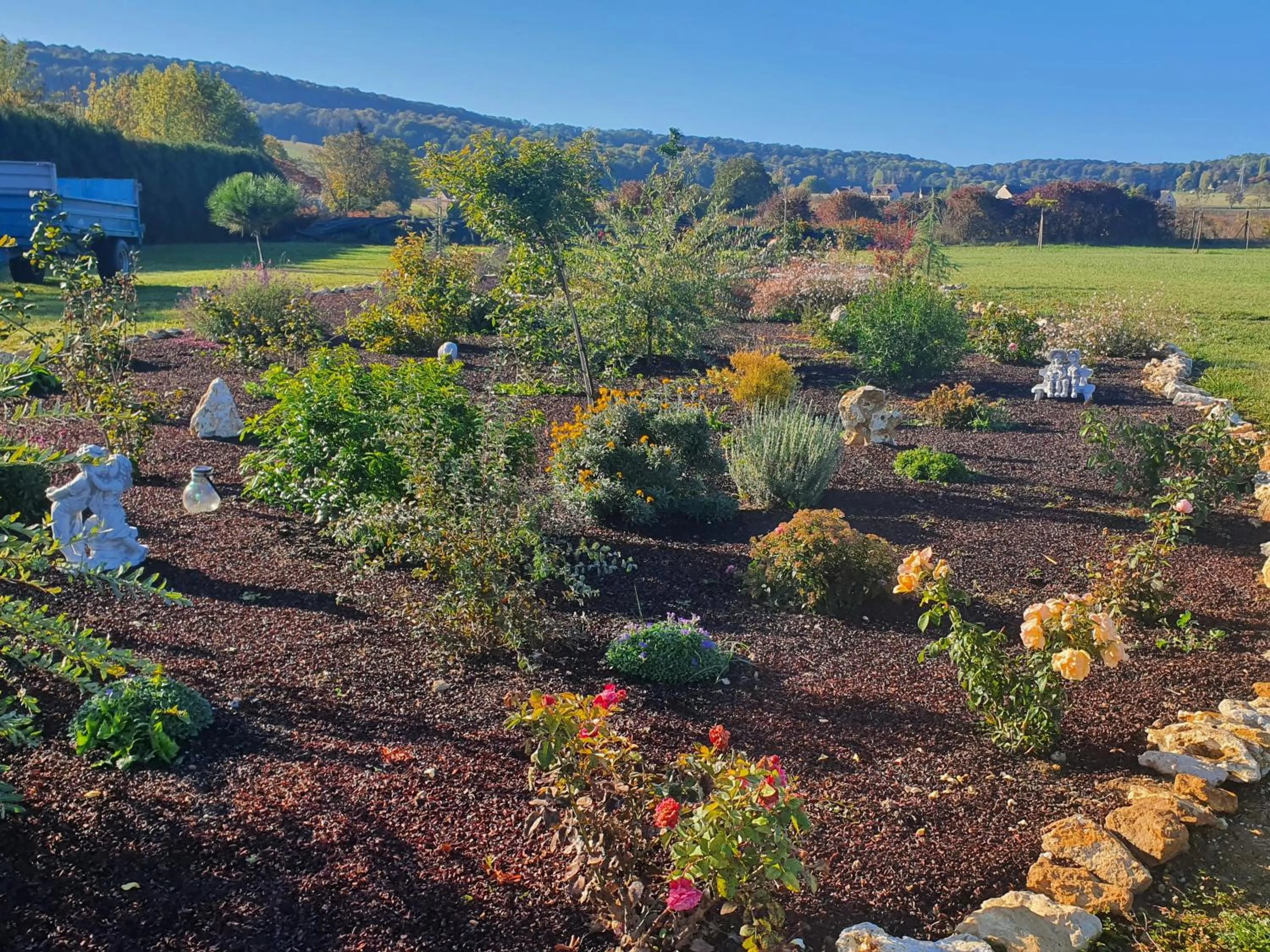 Garden view in Chambre d'Hôte Les Ondines