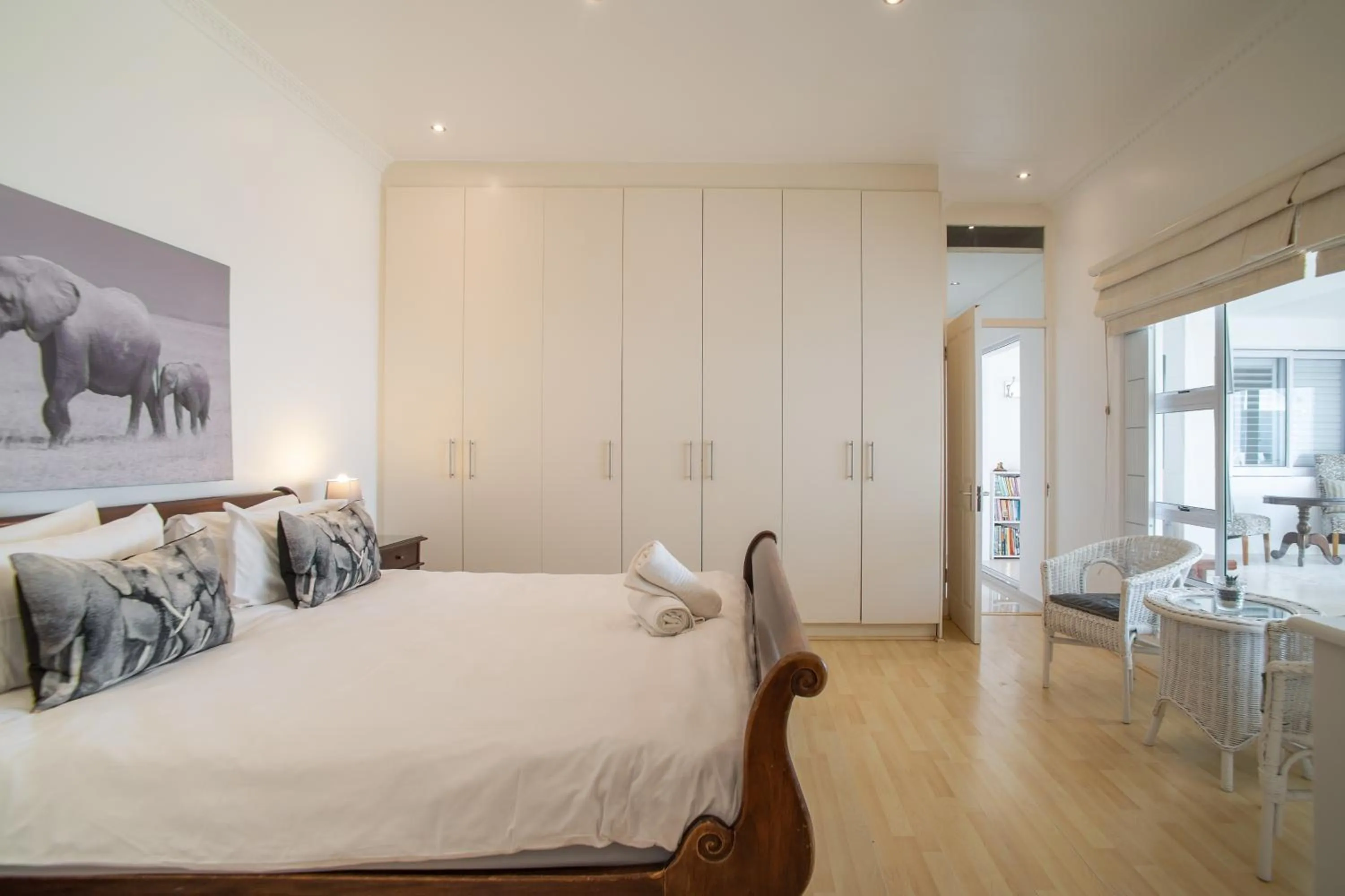 Bedroom, Bed in Funkey Villas Cape Town
