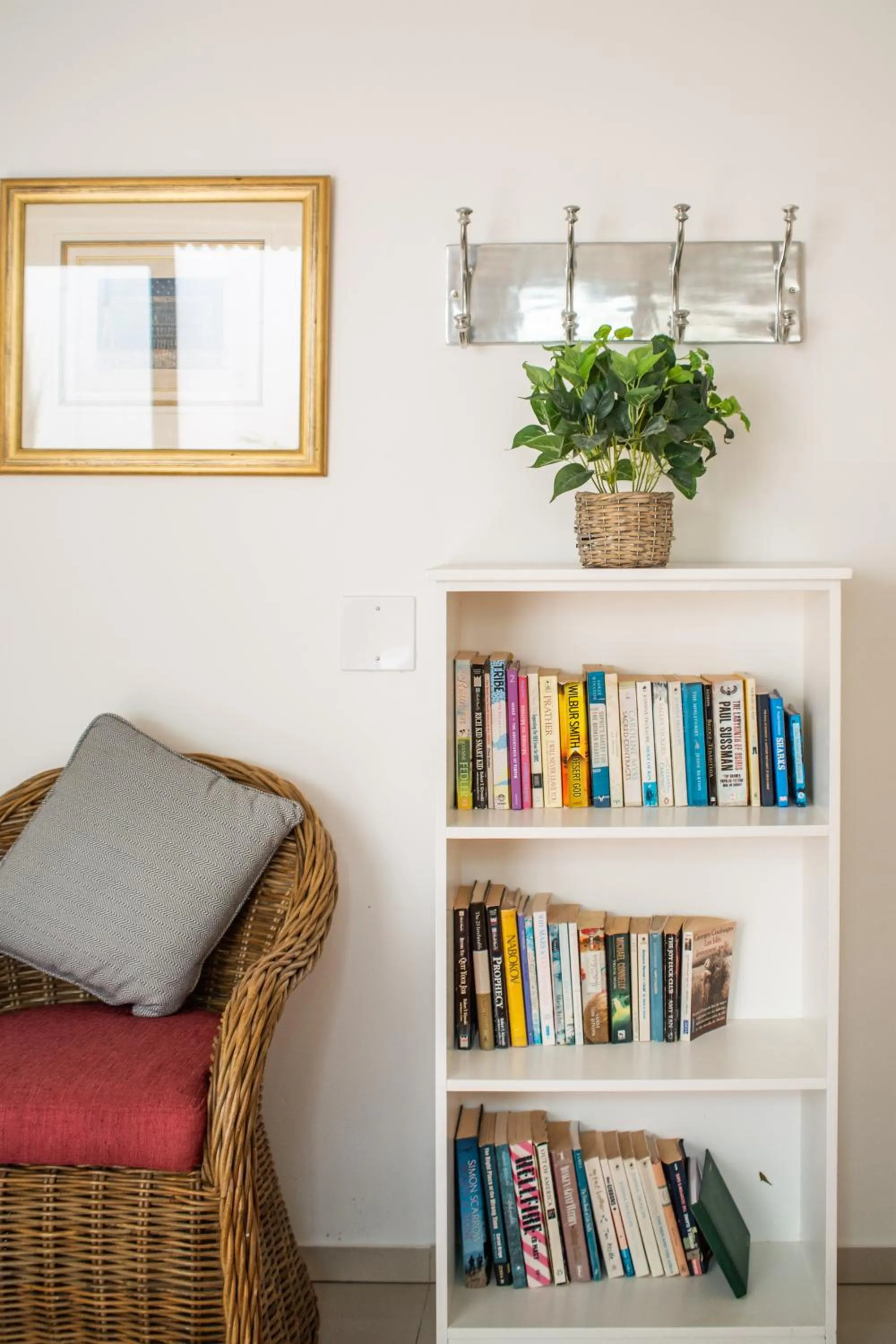 Library in Funkey Villas Cape Town