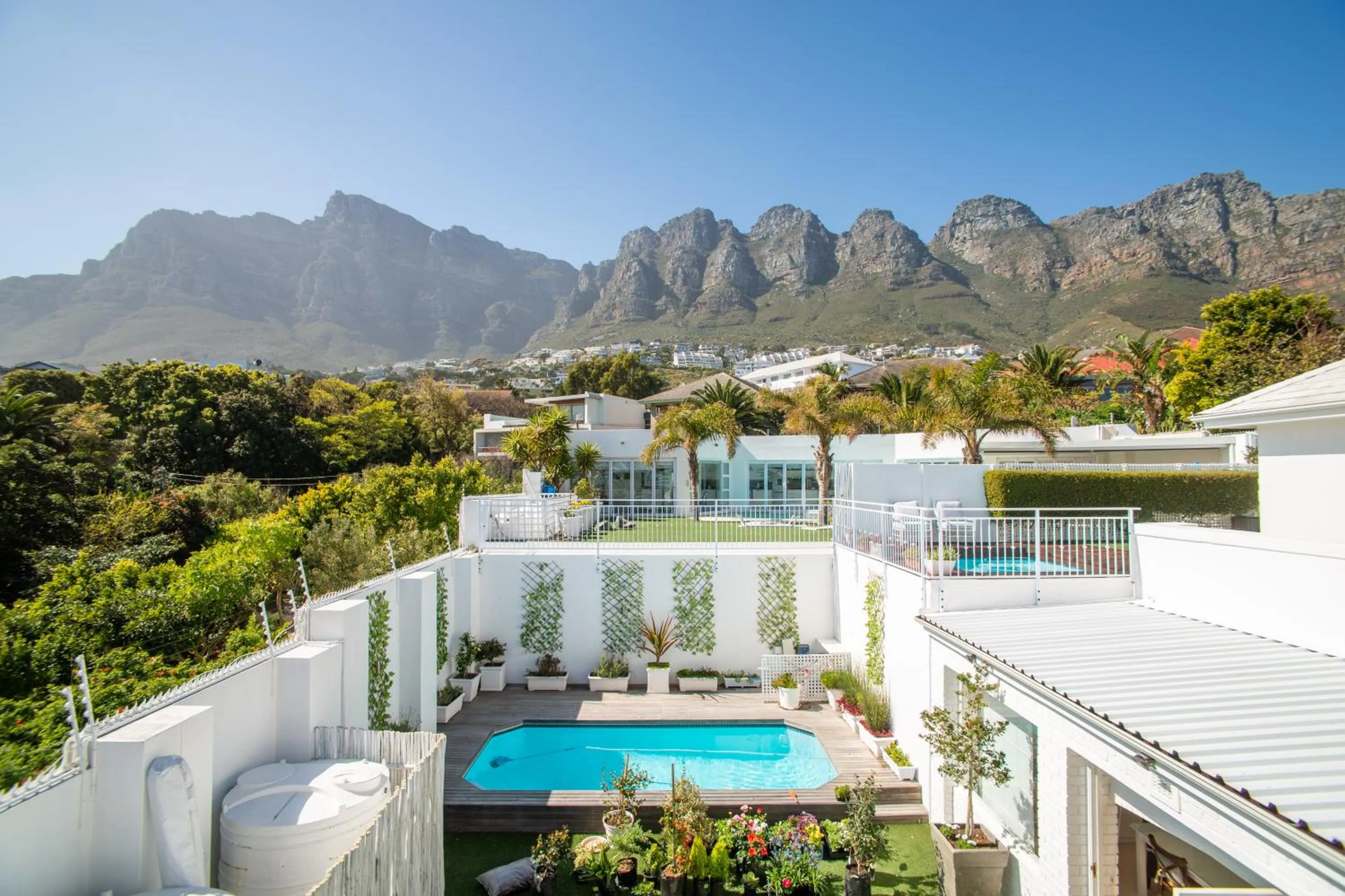 Mountain view in Funkey Villas Cape Town