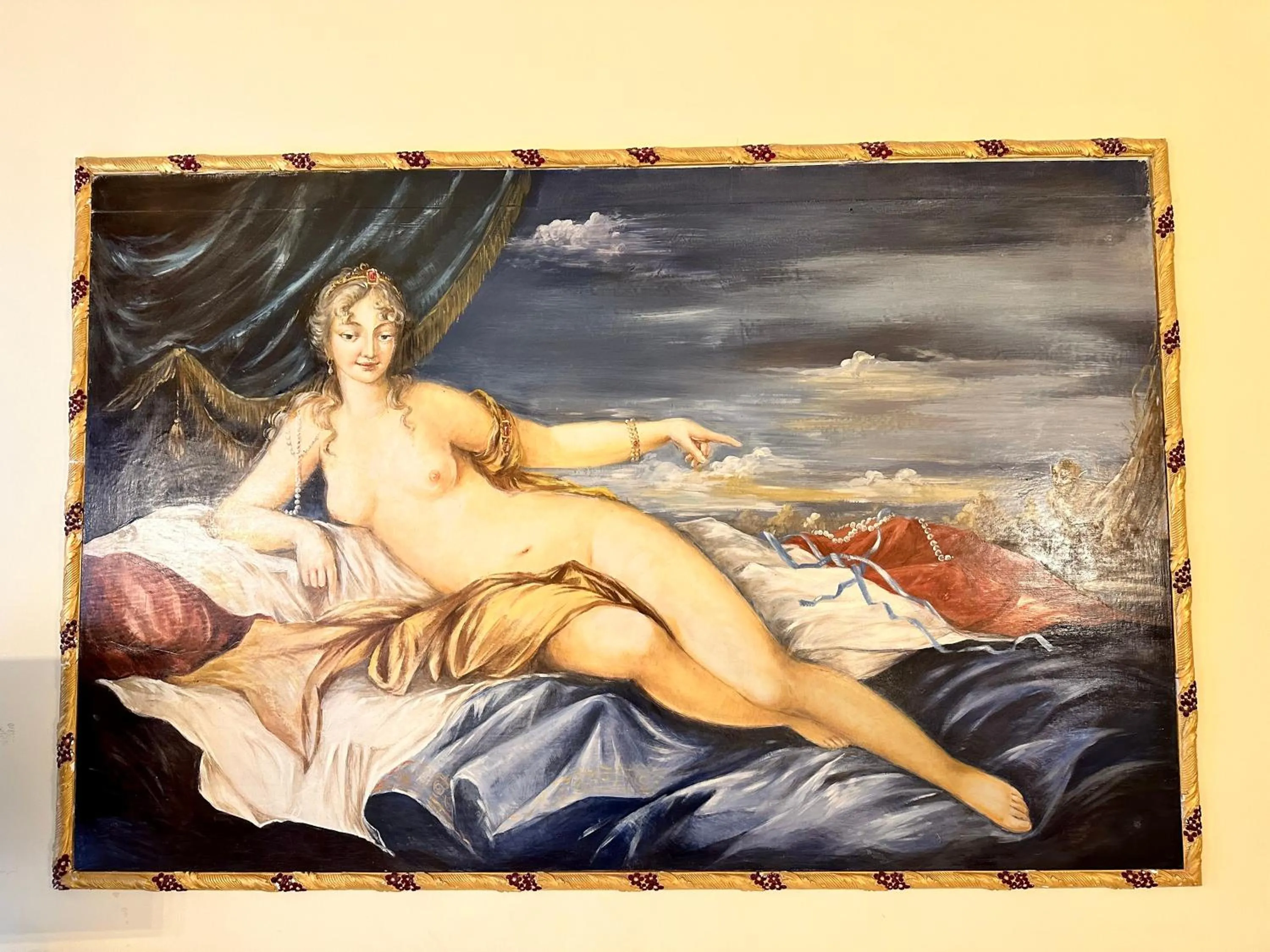 Decorative detail in Casa Alla Fenice