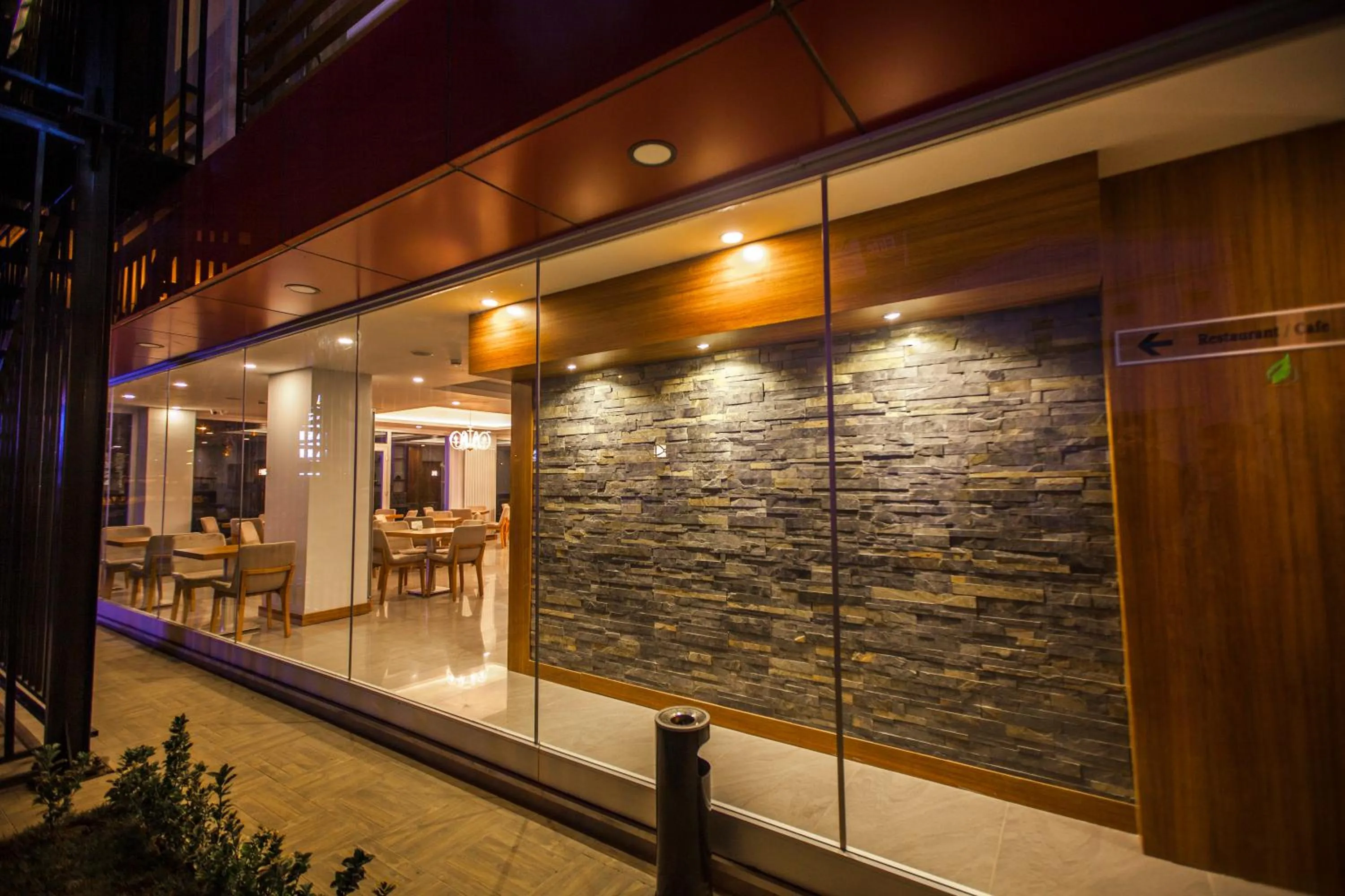 Facade/entrance in Business Palas Otel