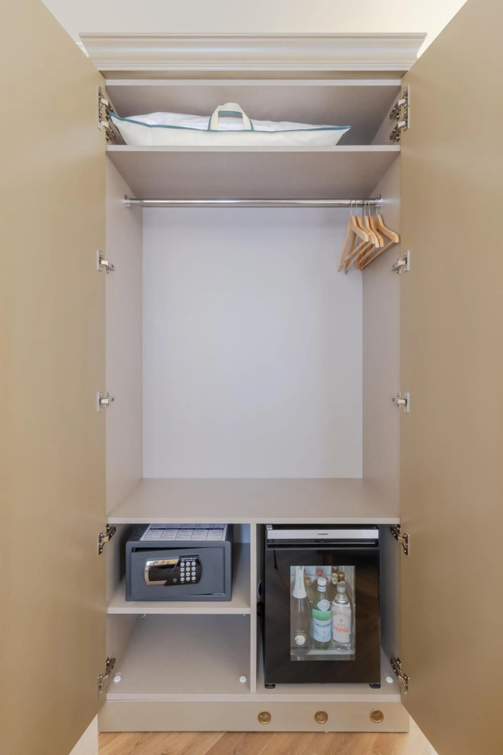 wardrobe in 312 Piazza San Marco - Relais il Doge