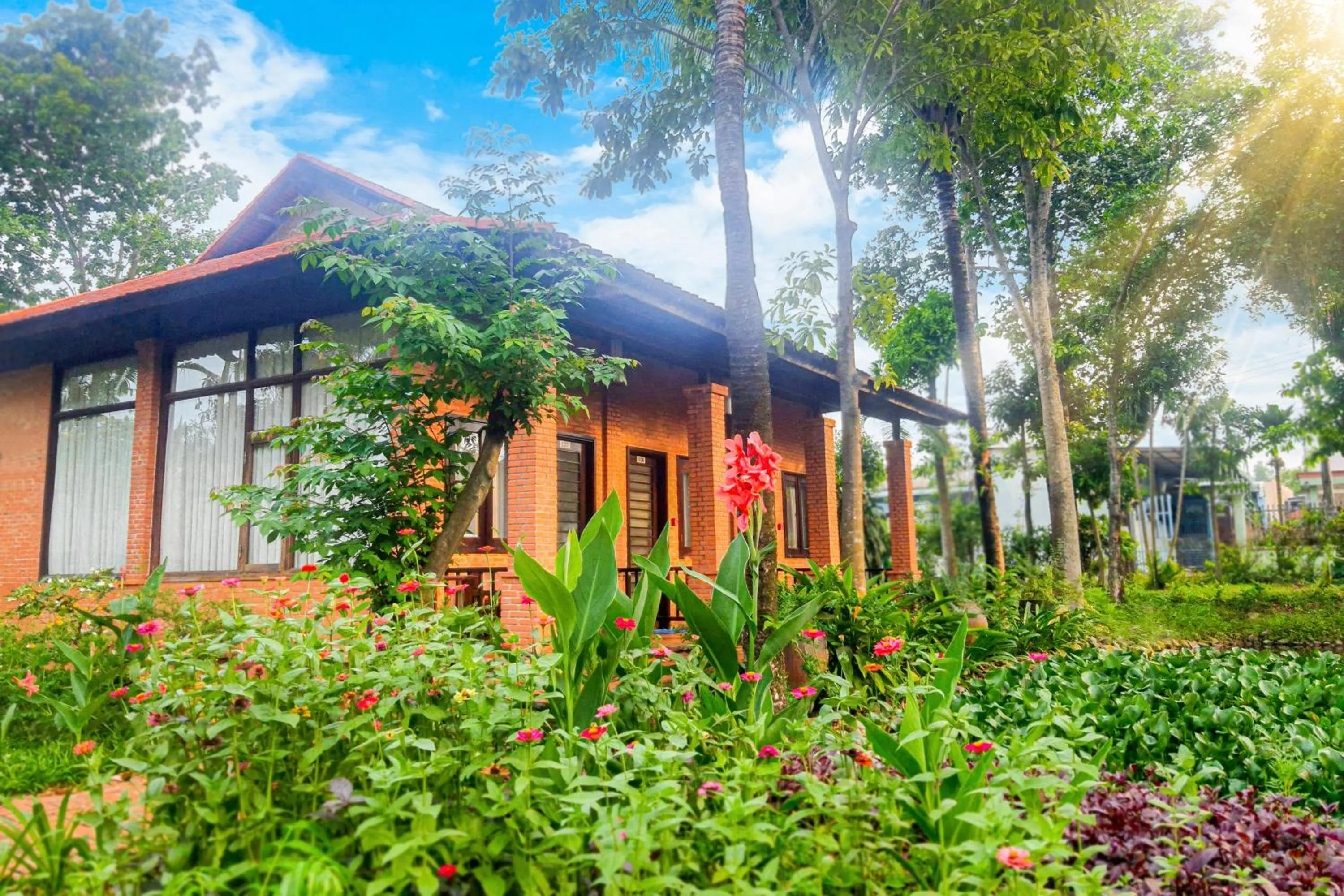 Mekong Long Thanh Resort & Reststop