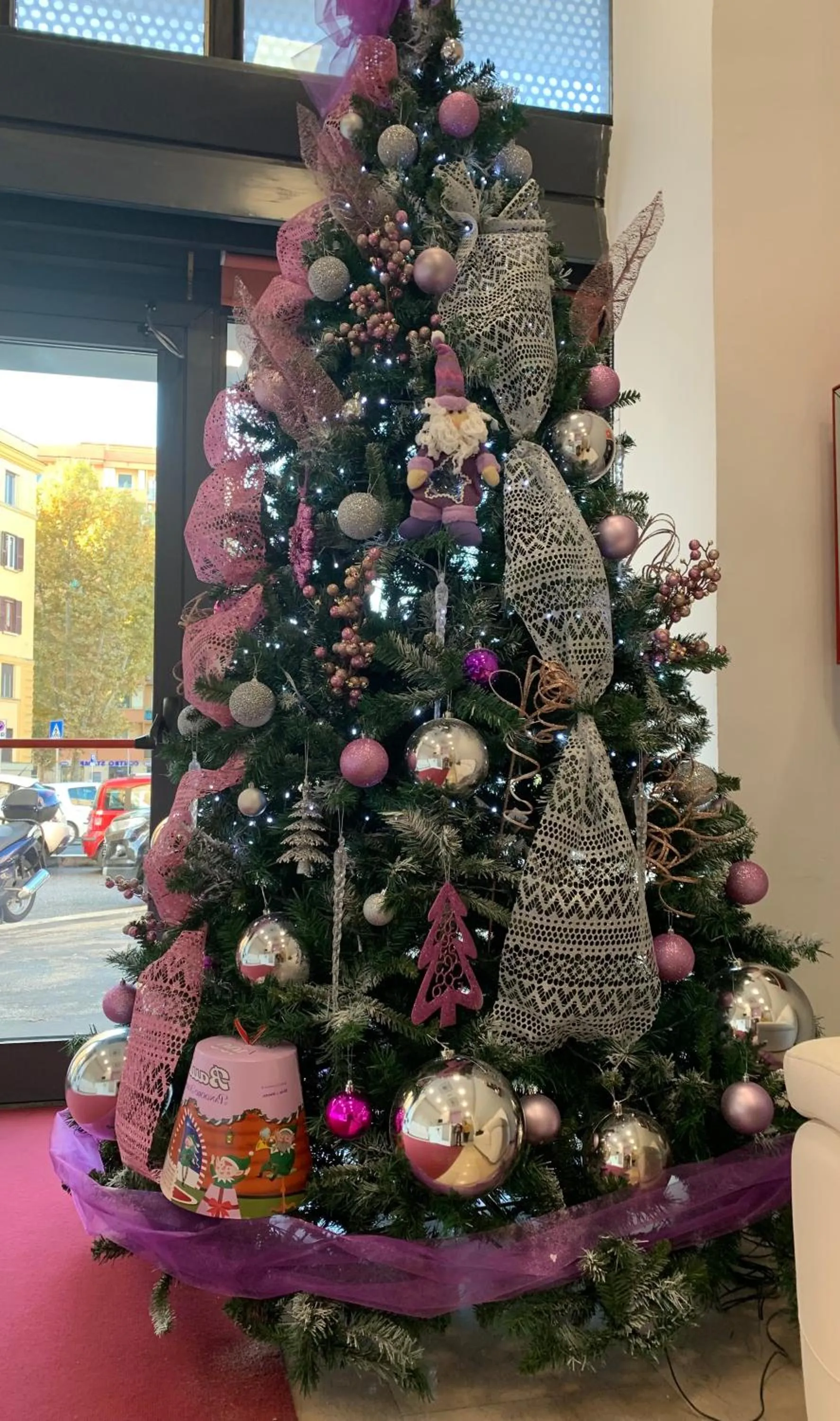 Decorative detail in Hotel Bella Vita