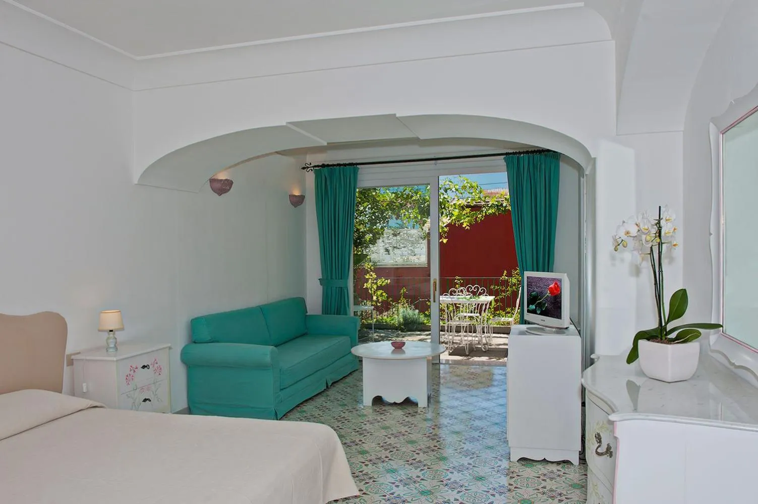 Photo of the whole room, Bed in Villa Rosa