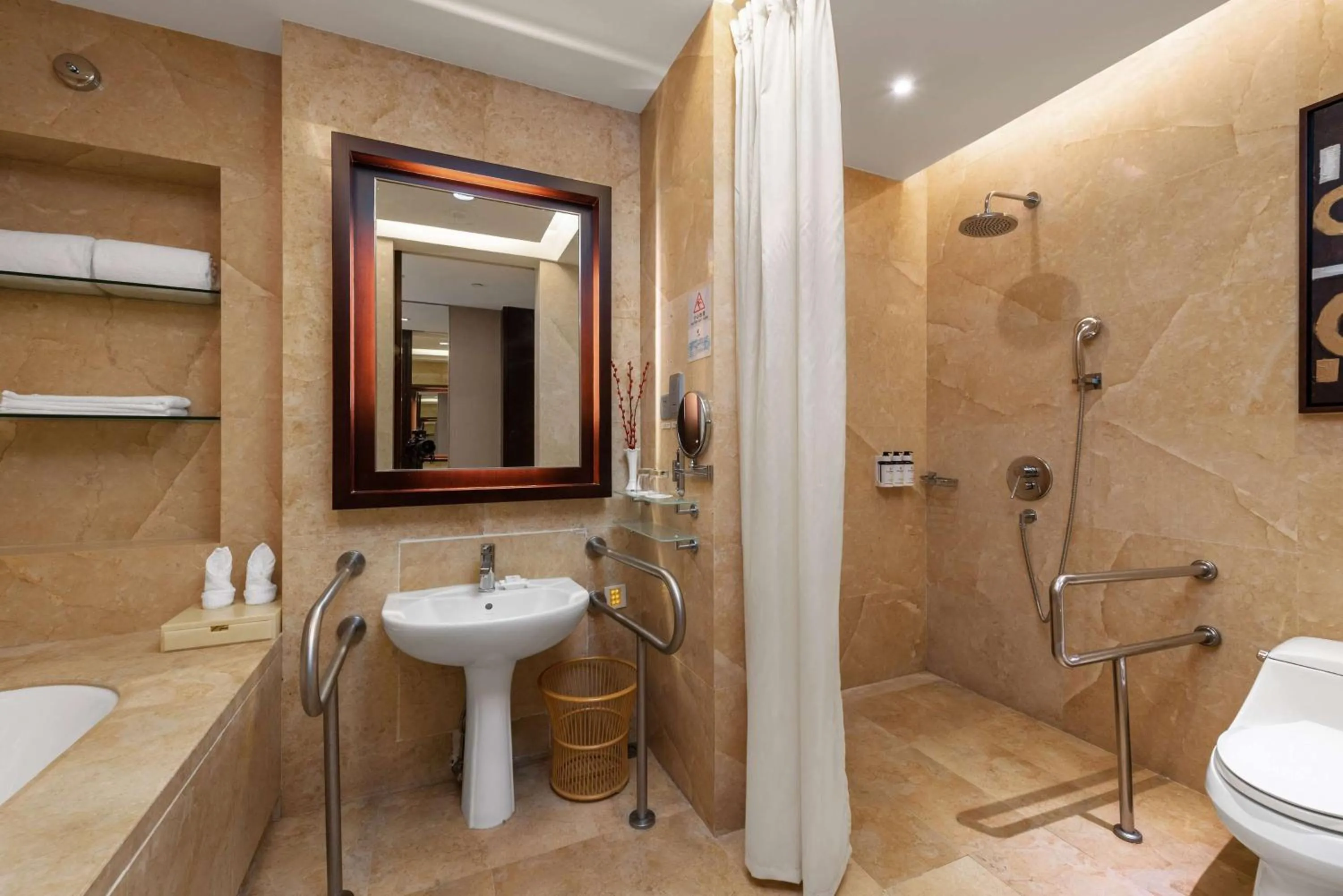 Photo of the whole room in Wyndham Putian Downtown