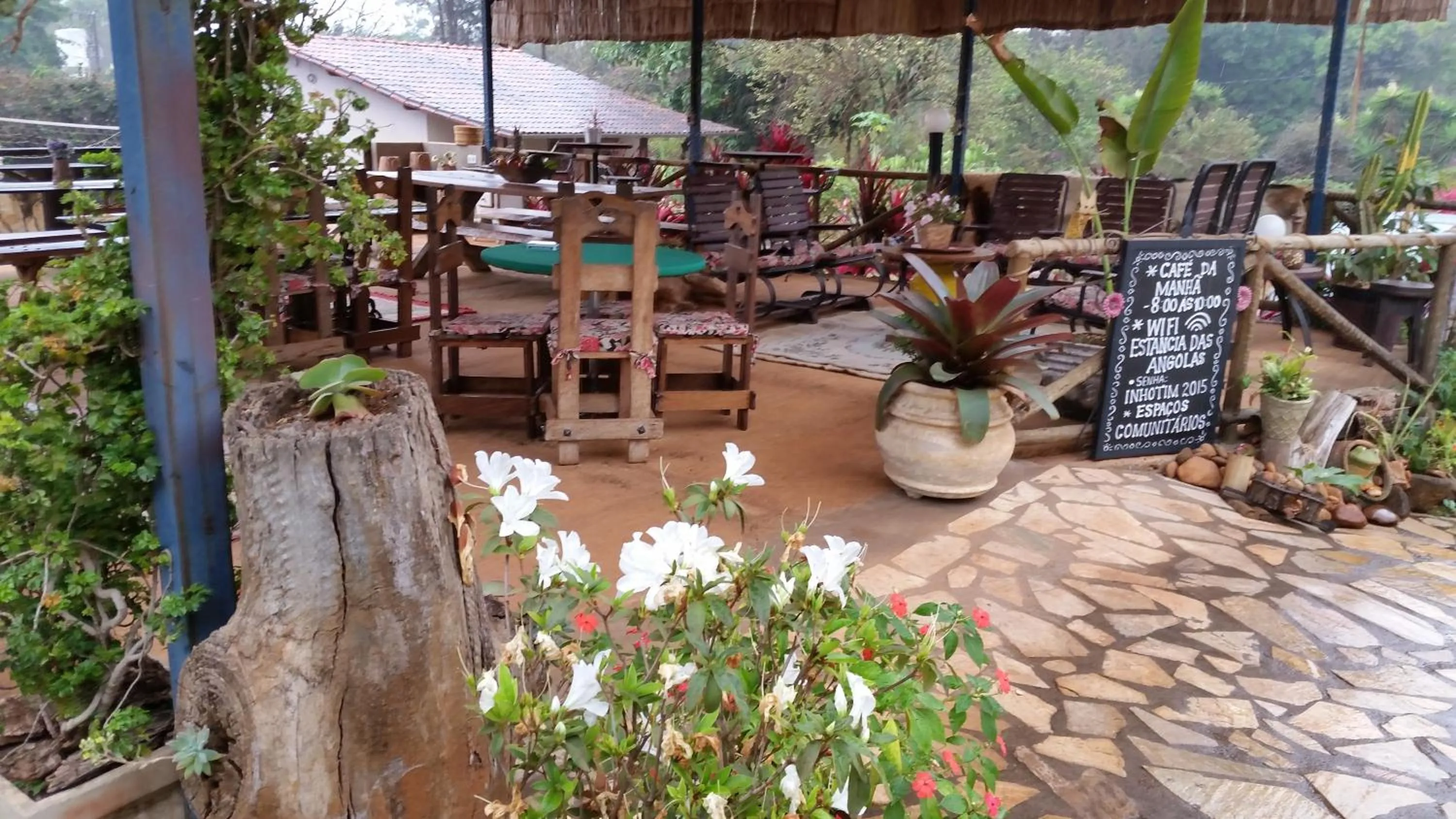 Lobby or reception in Estância das Angolas - Inhotim