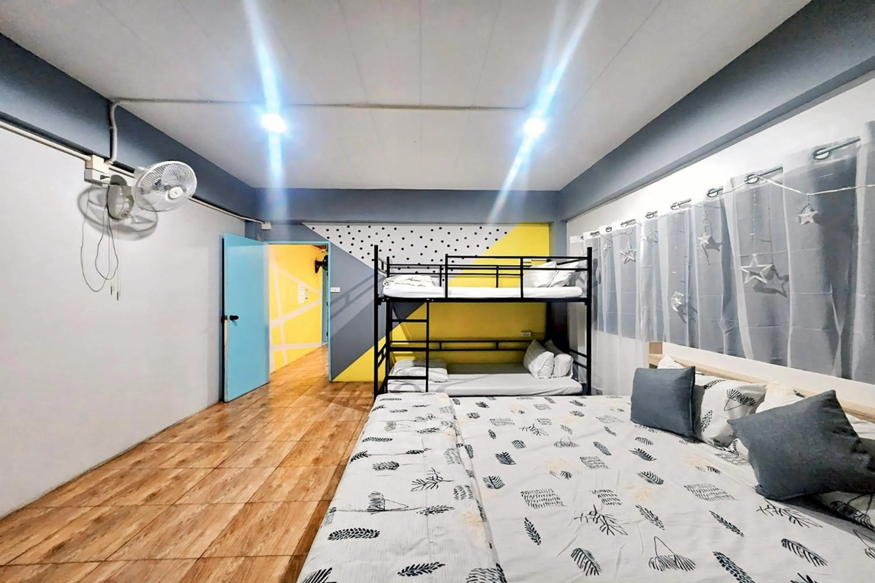 Bedroom, Bed in Me U Hostel