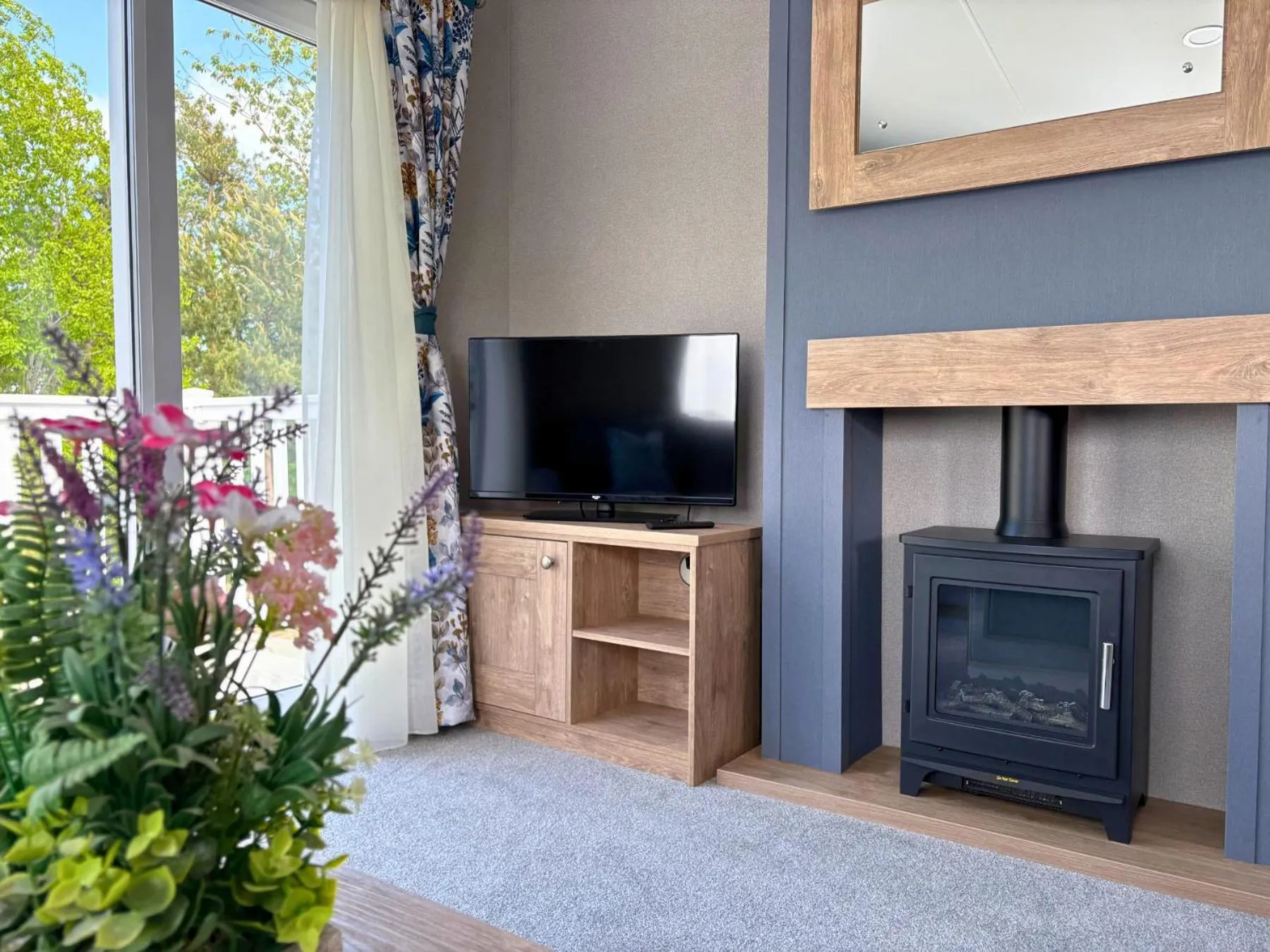 TV and multimedia in Linwater Caravan Park - Luxury Lodges and Static Caravans near Edinburgh