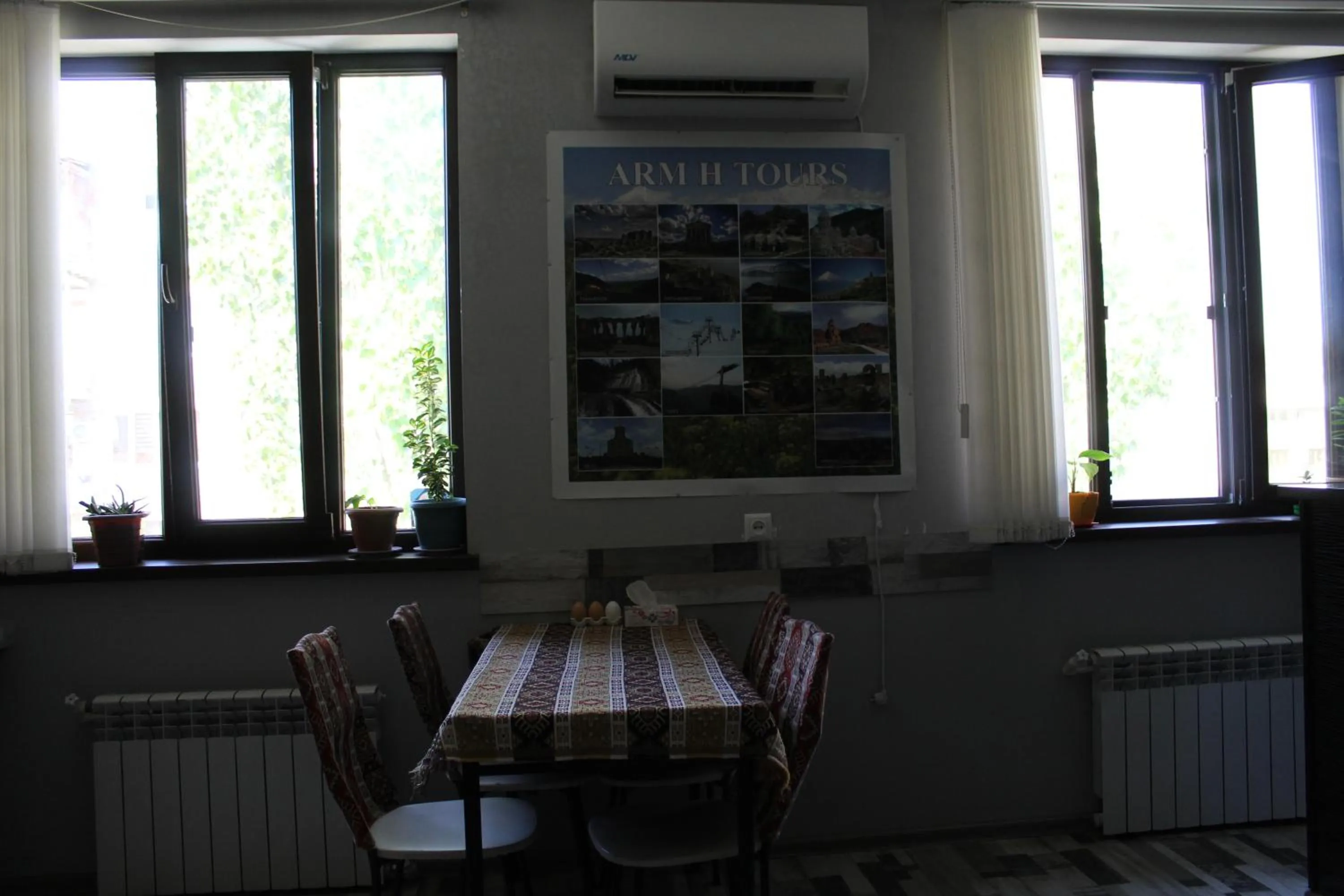 Kitchen or kitchenette in Arm Hostel