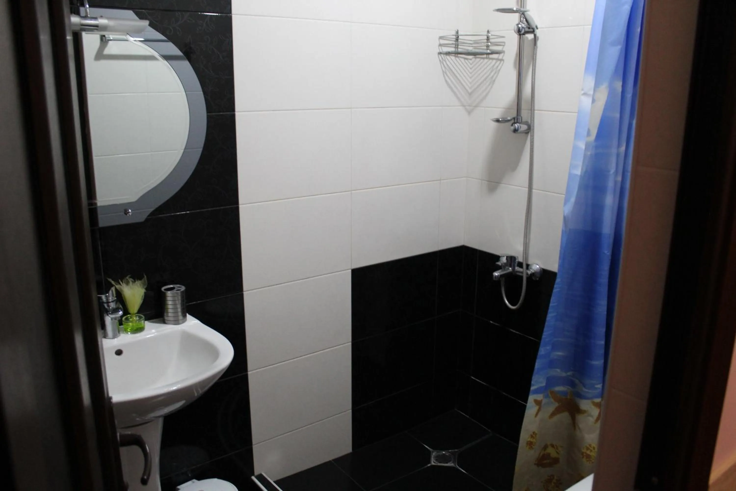 Shower in Arm Hostel