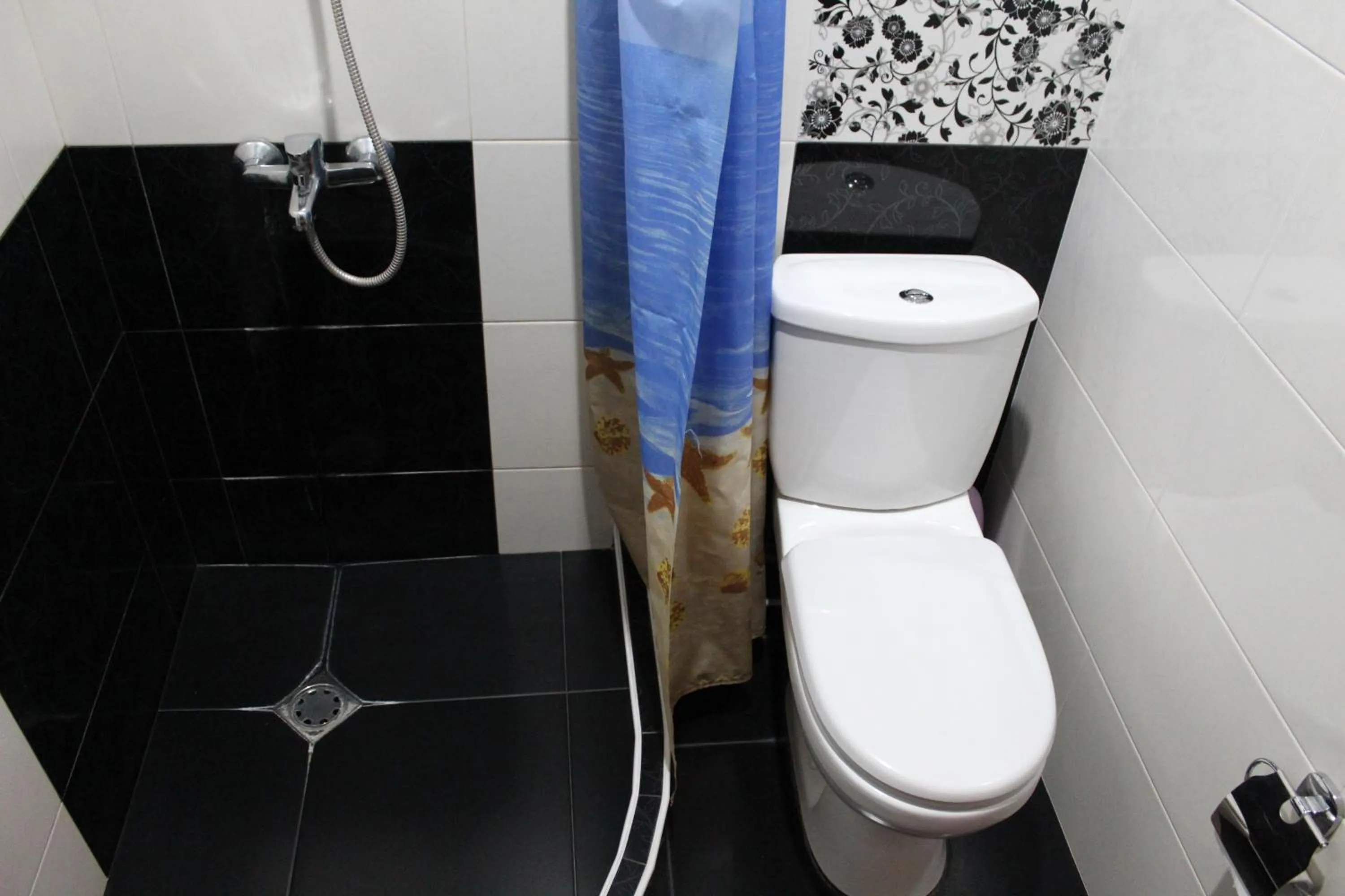 Bathroom in Arm Hostel