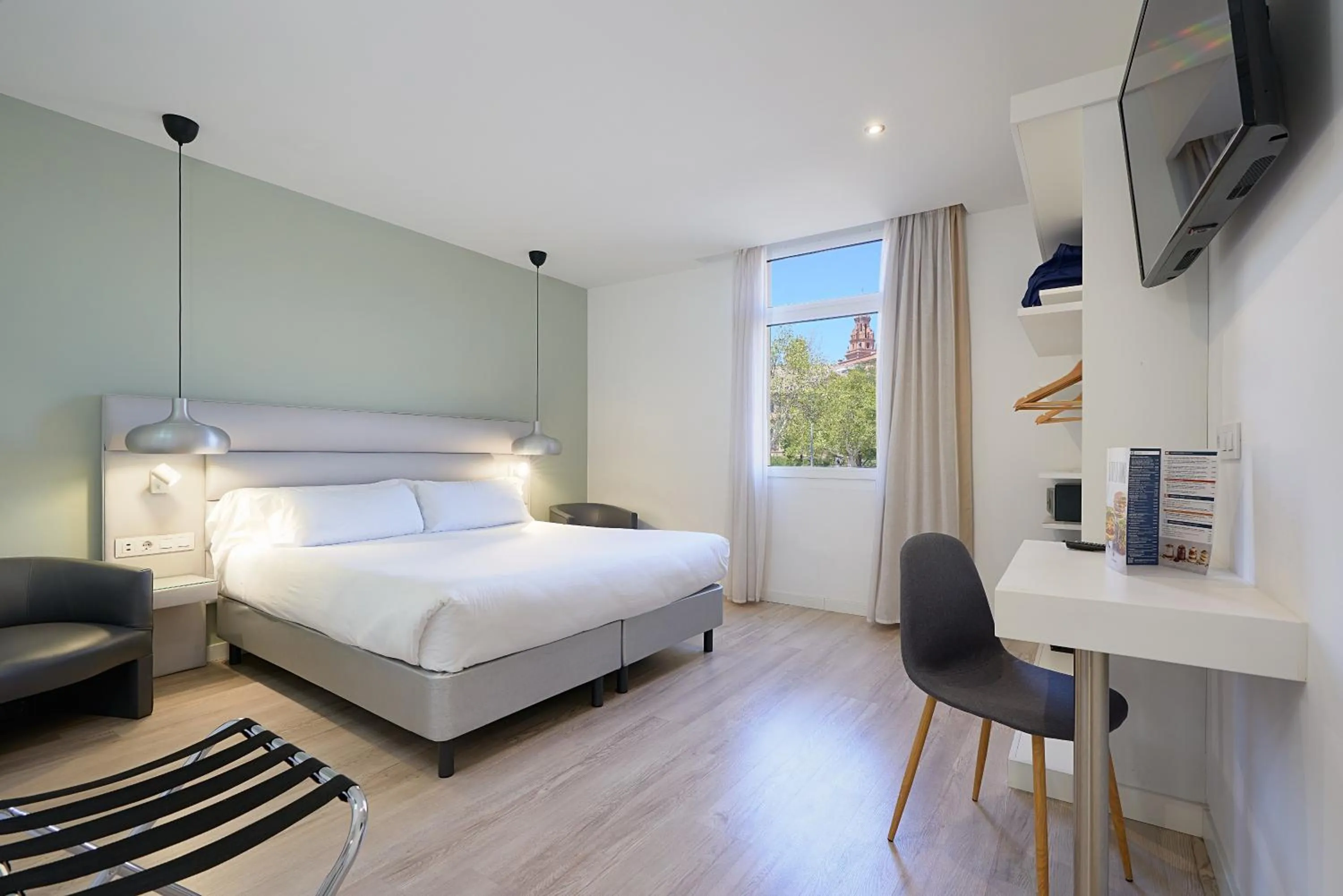 Photo of the whole room, Bed in Hotel Pasarela