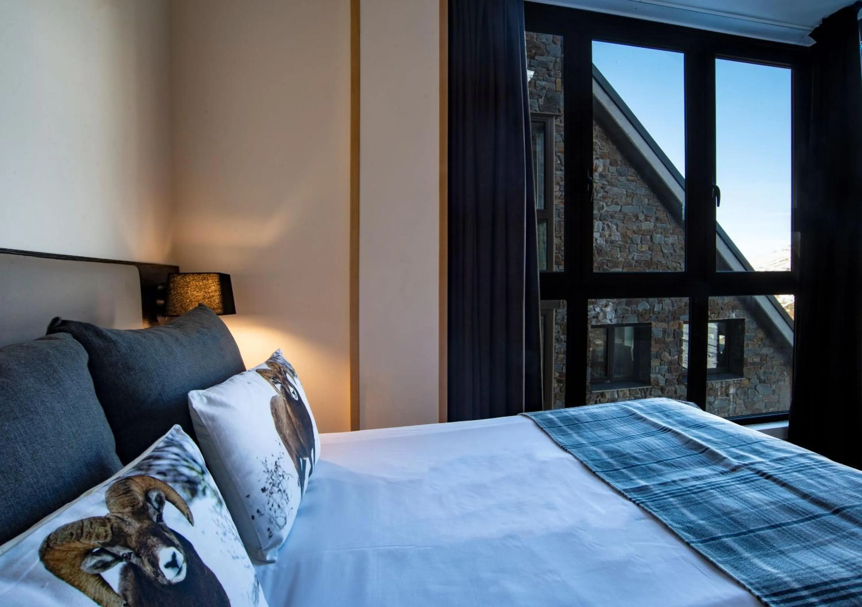 Bed in Pierre & Vacances Pas de la Casa Princesa