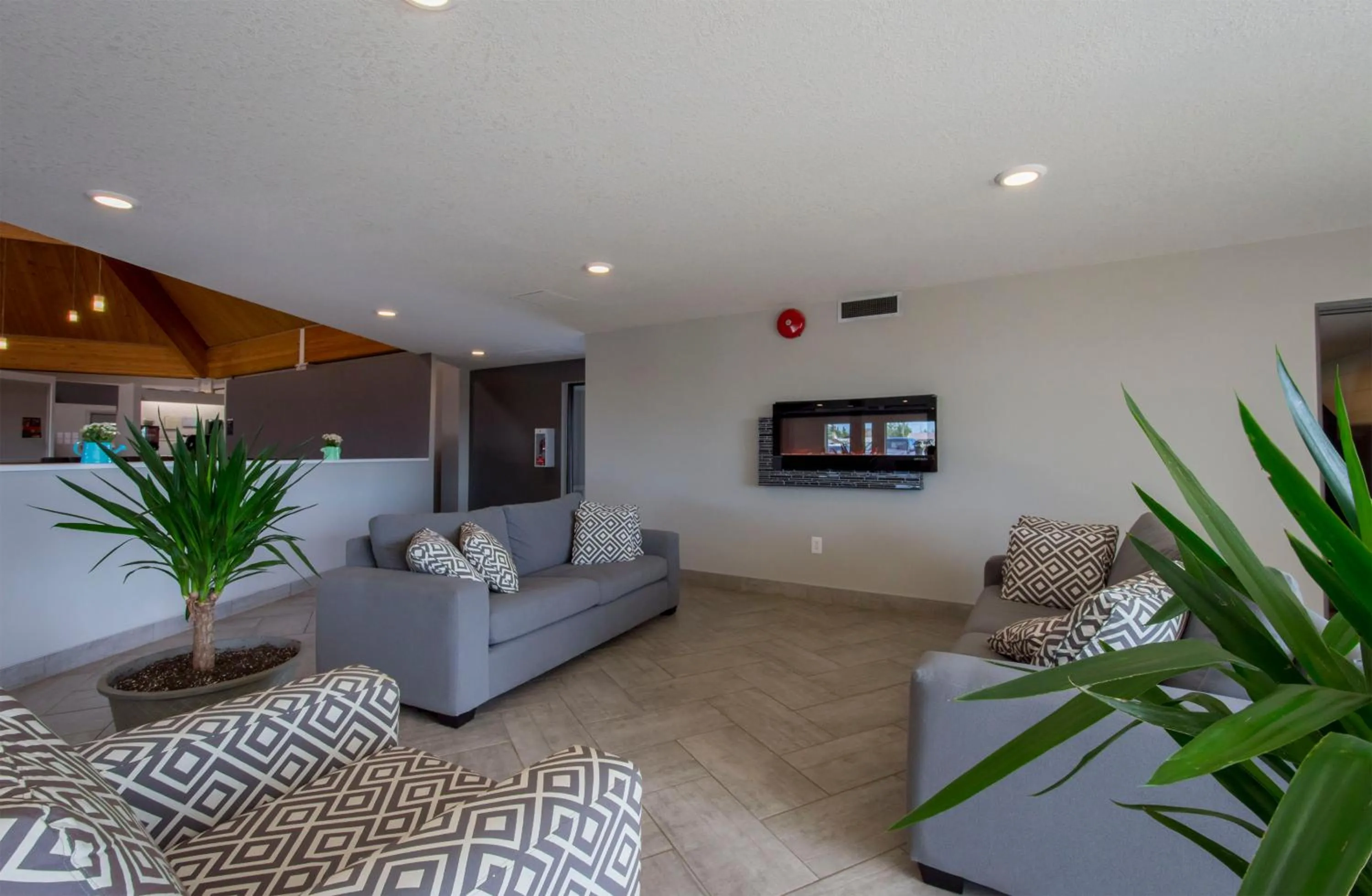 Lobby or reception in Grand Marshal Inn