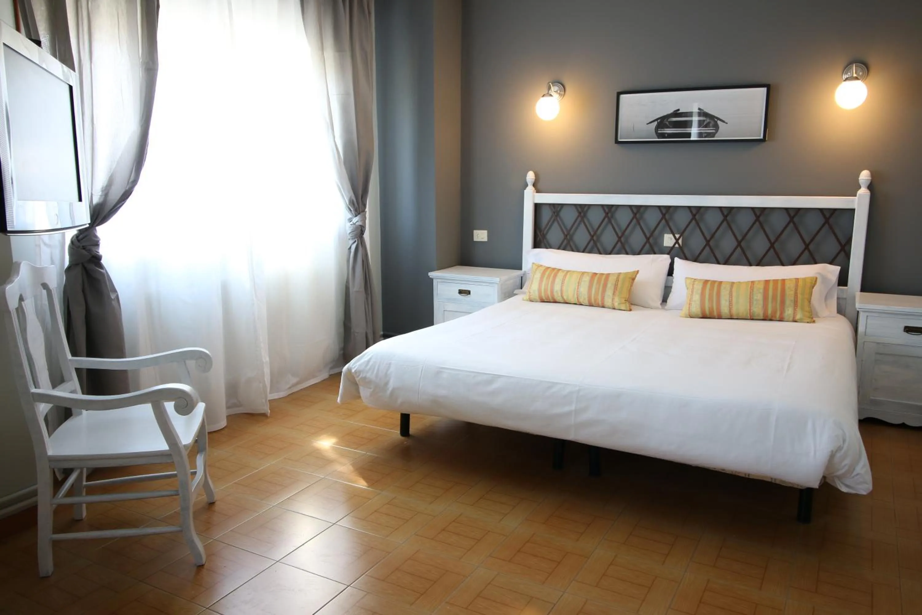 Photo of the whole room in Hotel Alda Bueumar