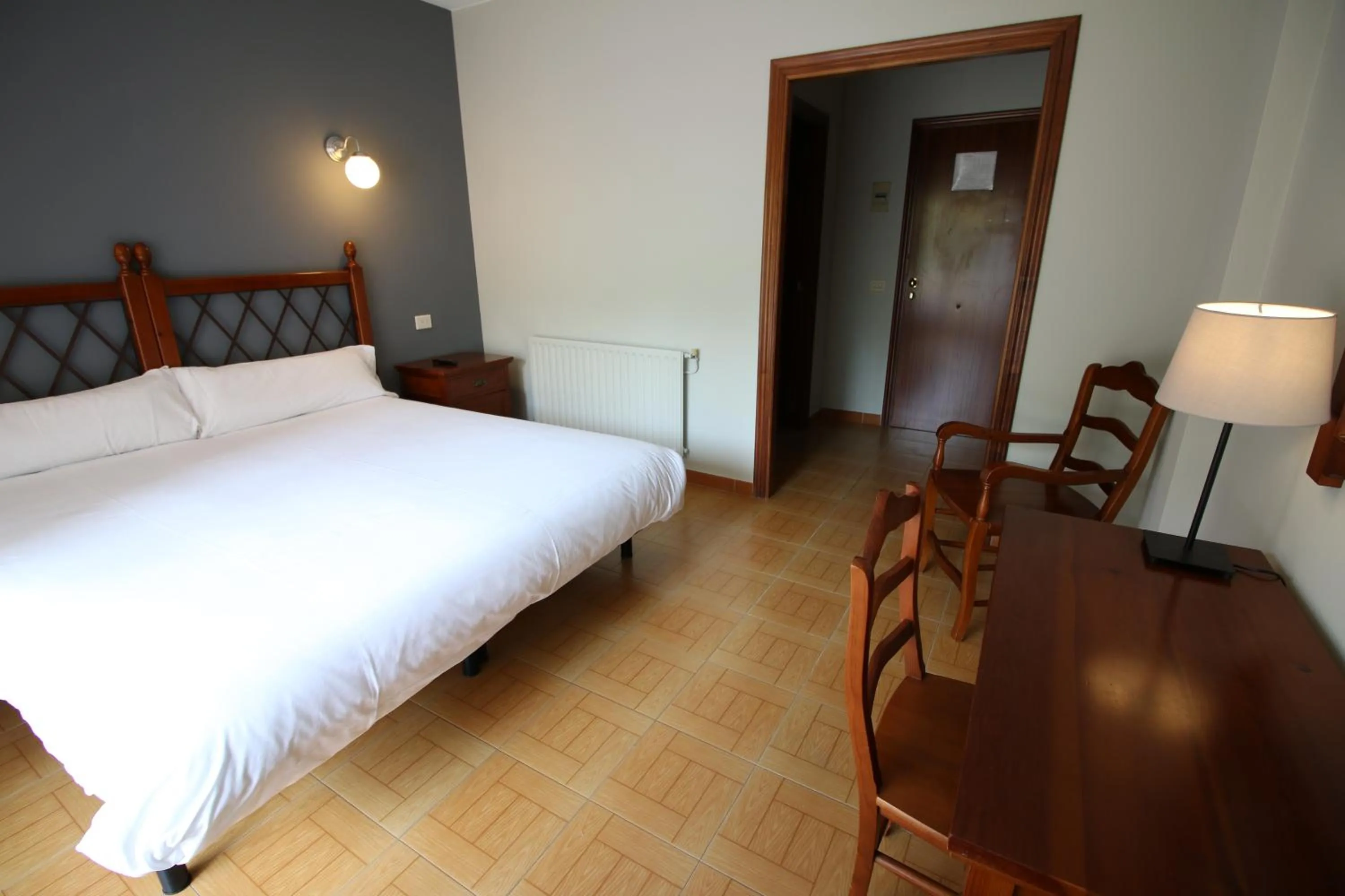 Photo of the whole room in Hotel Alda Bueumar